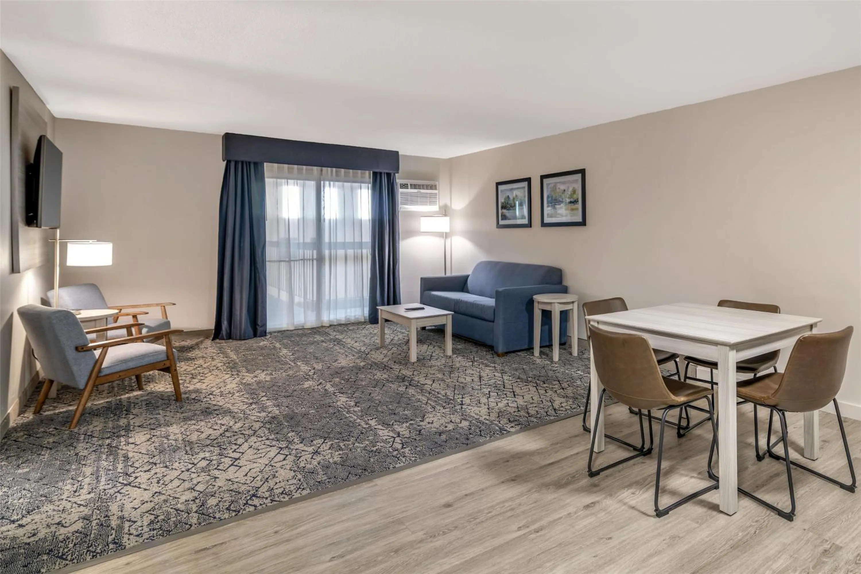 Bedroom in Best Western Caribou Inn