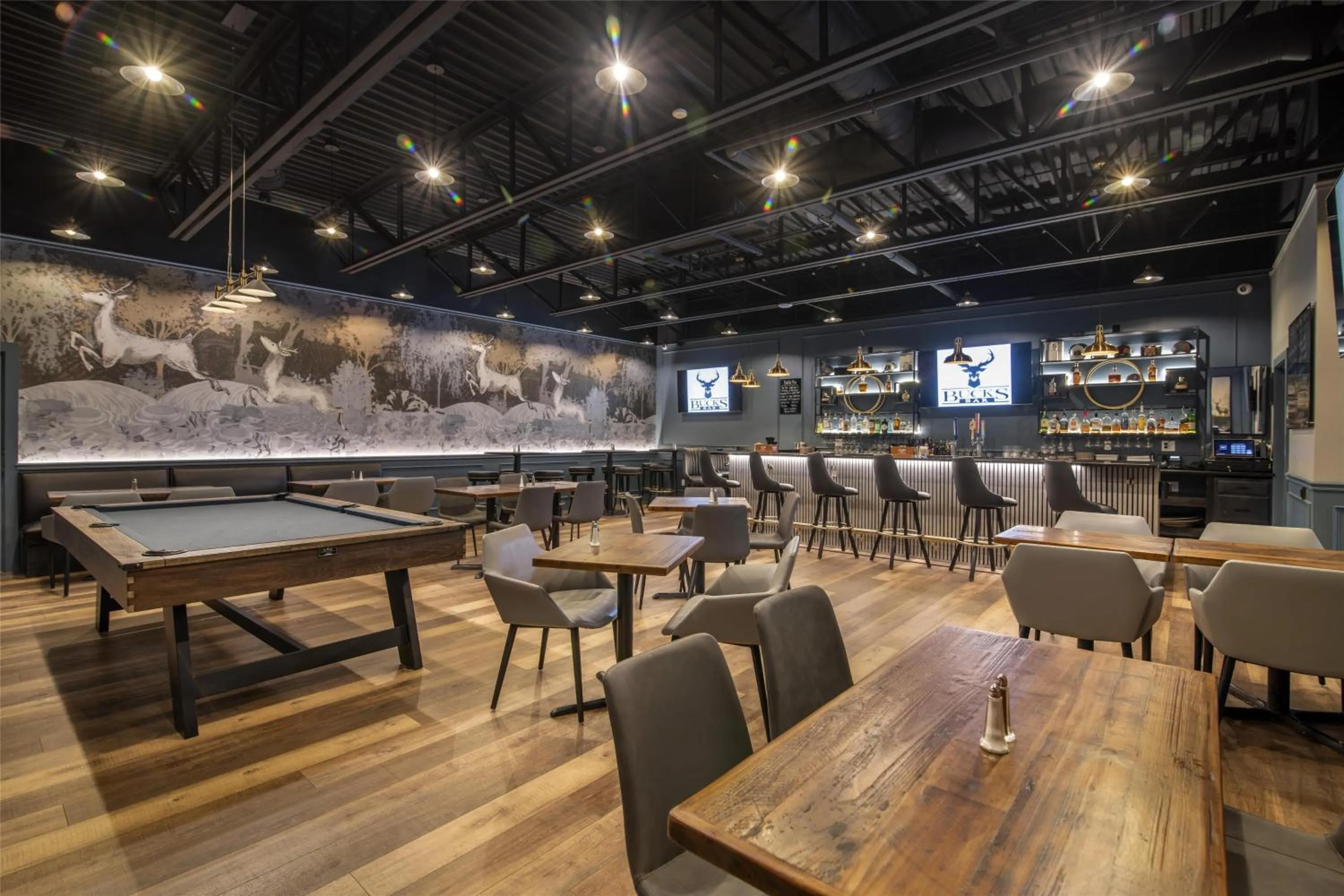 Lounge or bar in Best Western Caribou Inn