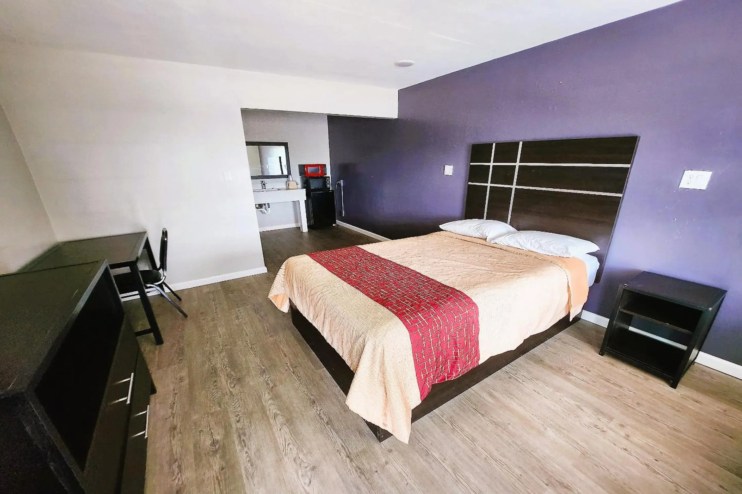 Bedroom, Bed in Travel Inn by OYO, Hwy 80 - Jackson Bedroom, Bed in Travel Inn by OYO, Hwy 80 - Jackson