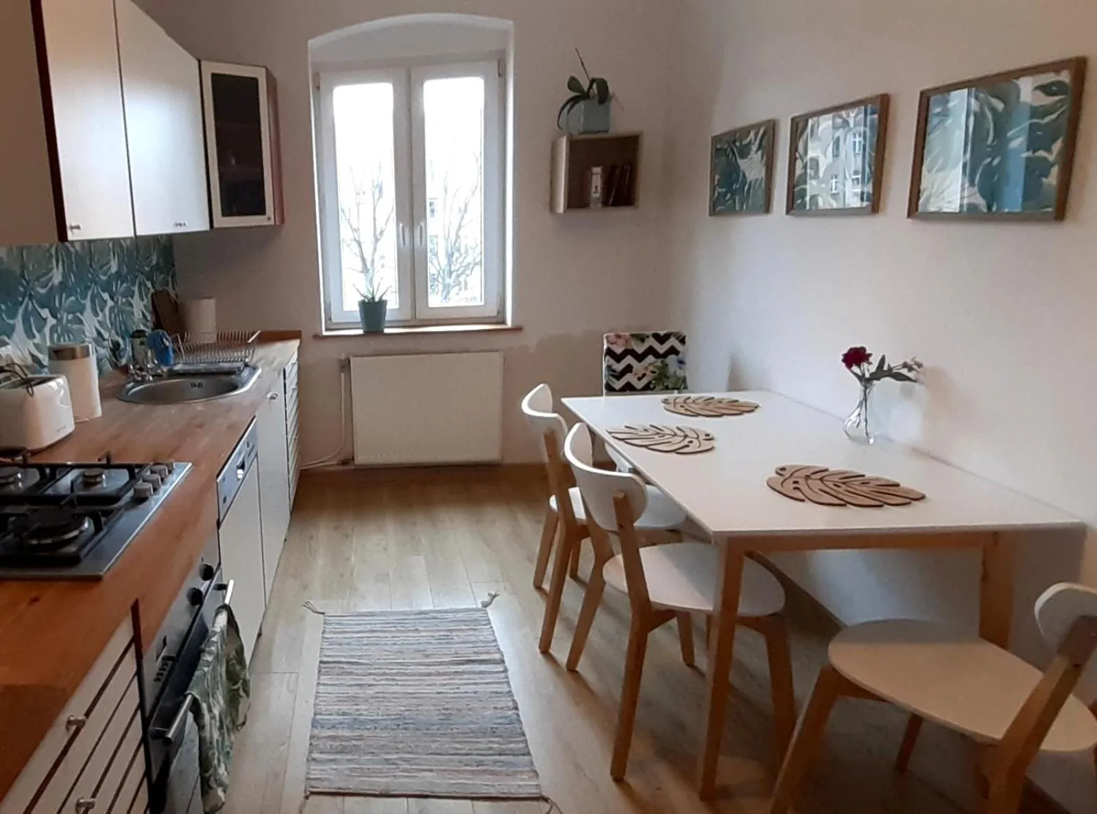 Lemuria Hostel Szkolna centrum