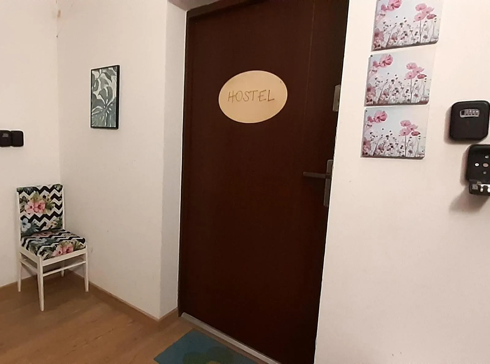 Lemuria Hostel Szkolna centrum