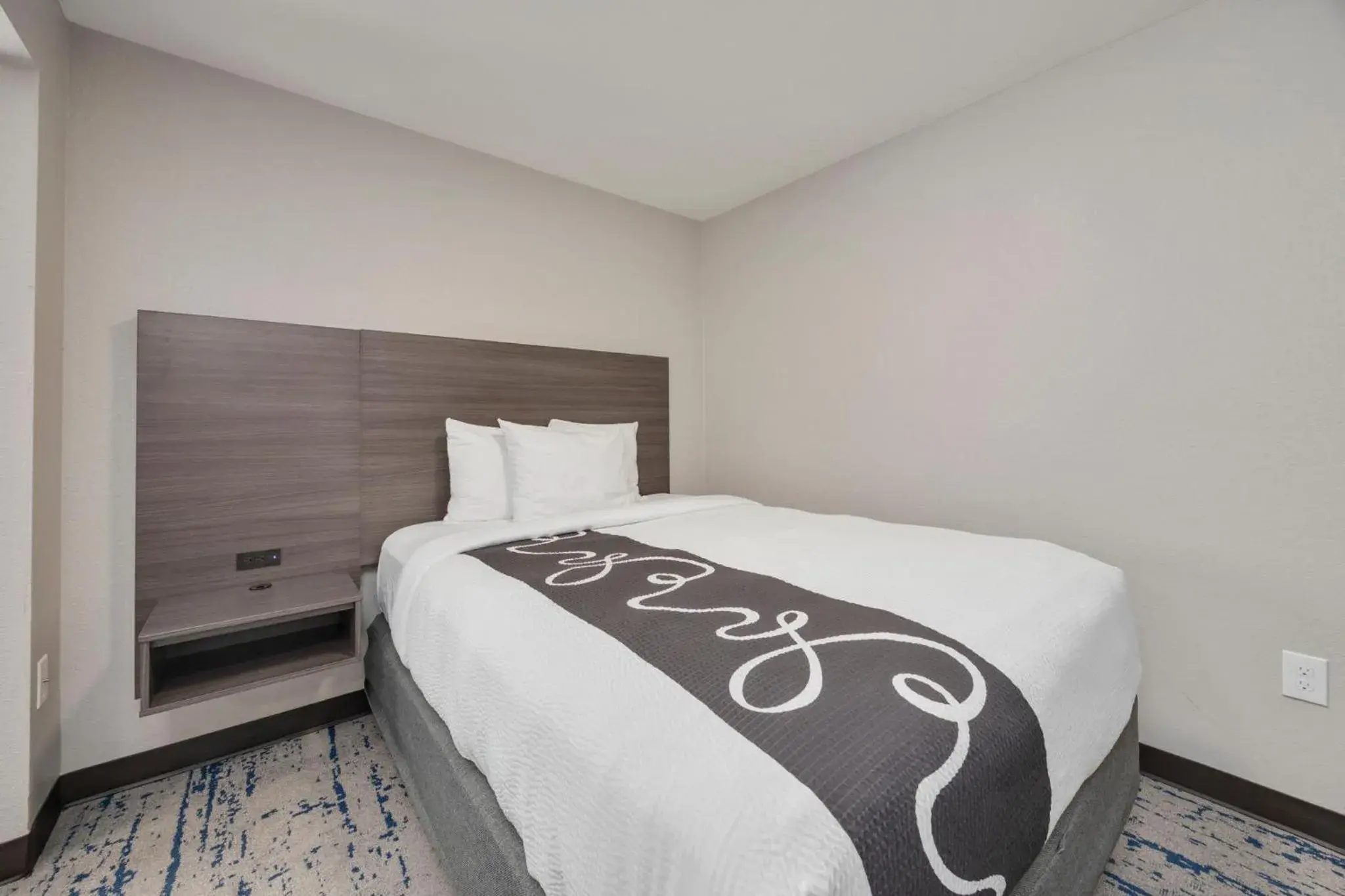 Bedroom, Bed in HomeStay Suites Bedroom, Bed in HomeStay Suites