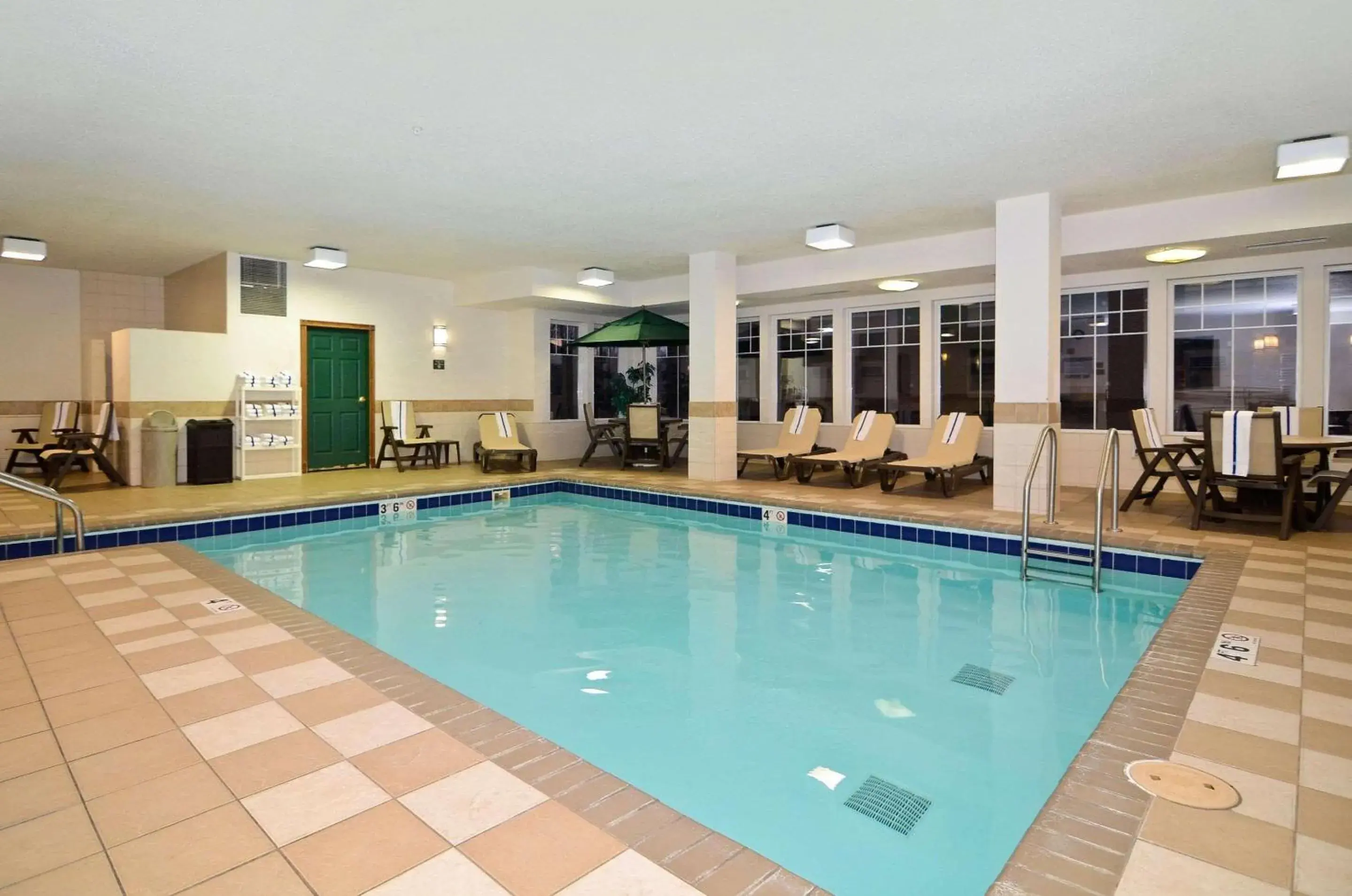 Swimming pool in Country Inn & Suites by Radisson, Stevens Point, WI Swimming pool in Country Inn & Suites by Radisson, Stevens Point, WI