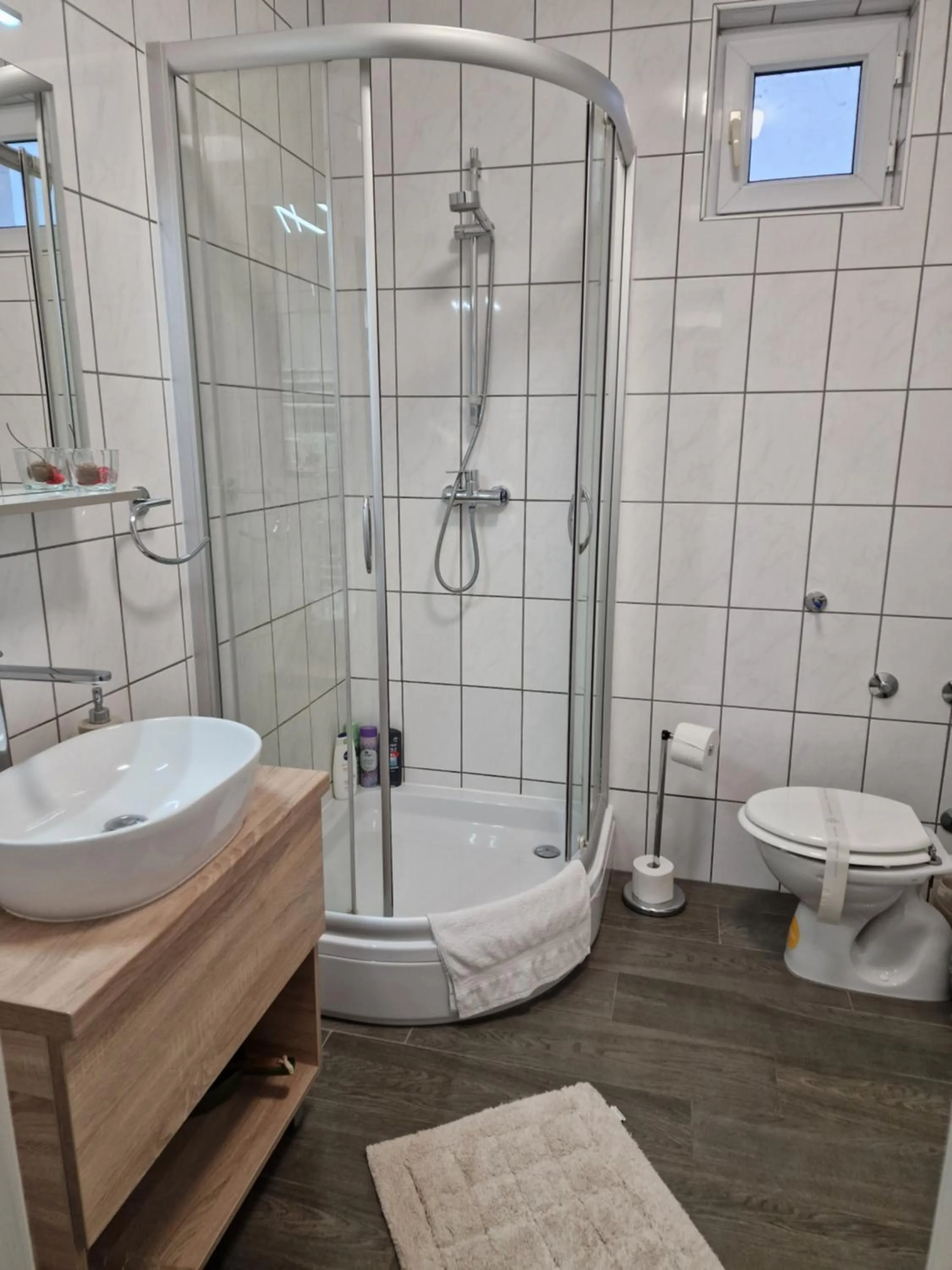 Seasons apartmani