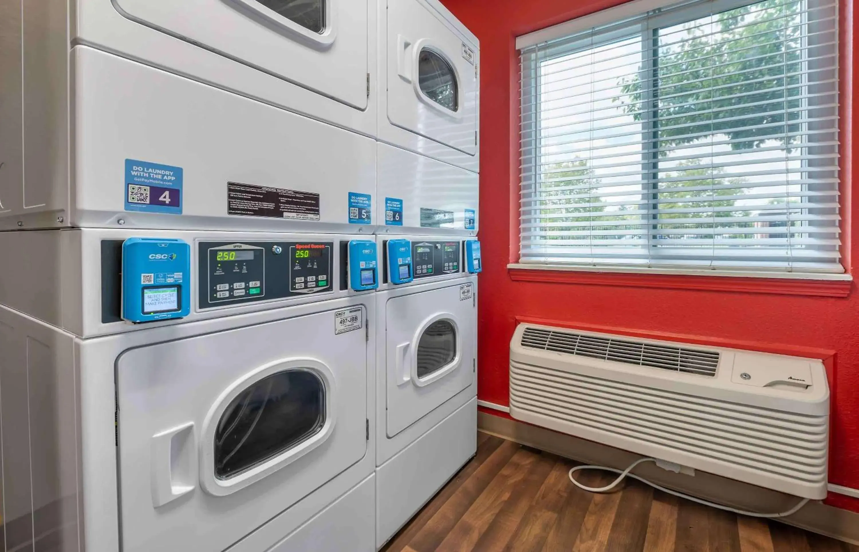 Property building in Extended Stay America Suites - Dayton - Fairborn Property building in Extended Stay America Suites - Dayton - Fairborn