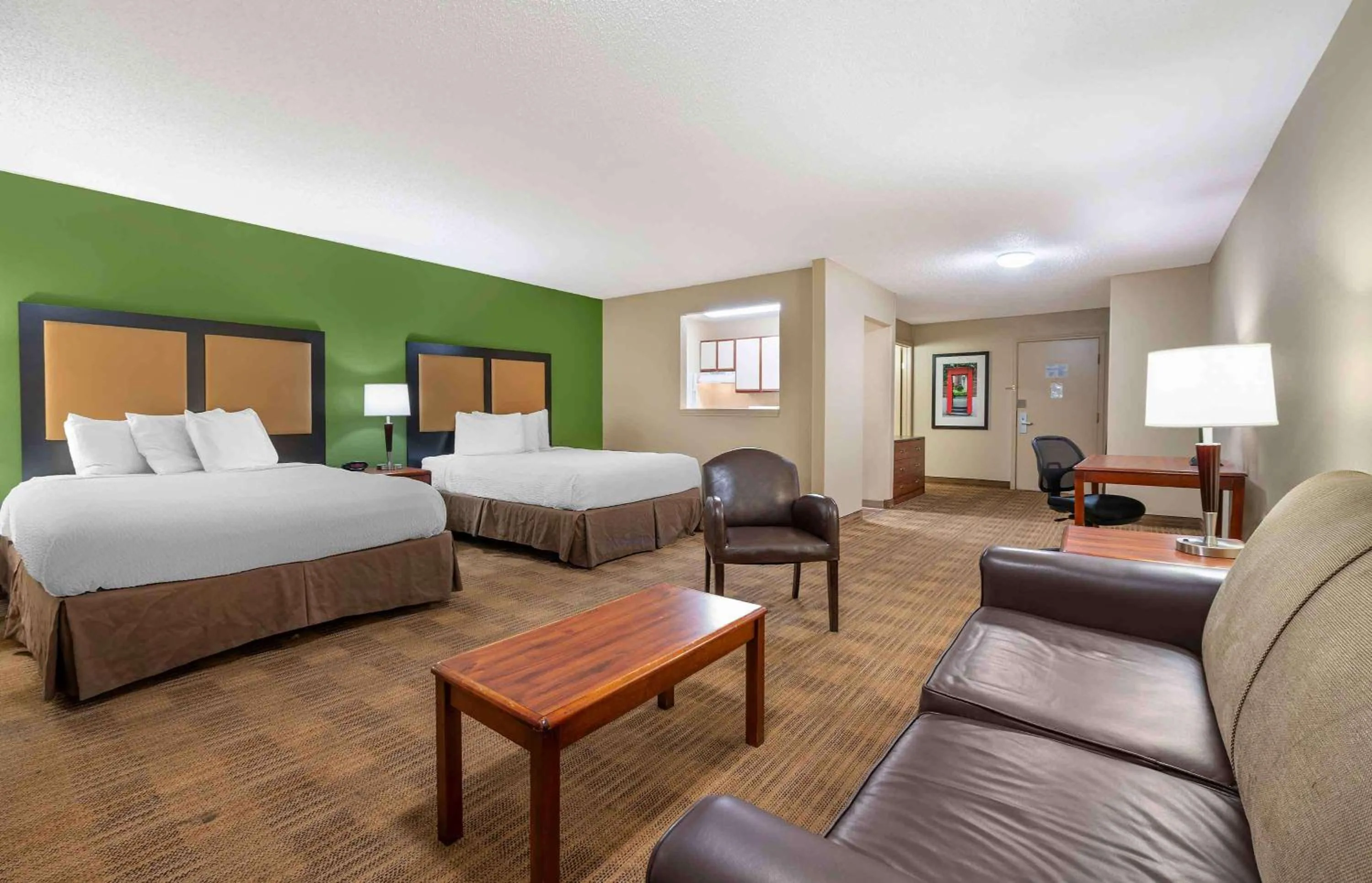 Bedroom, Bed in Extended Stay America Suites - Dayton - Fairborn