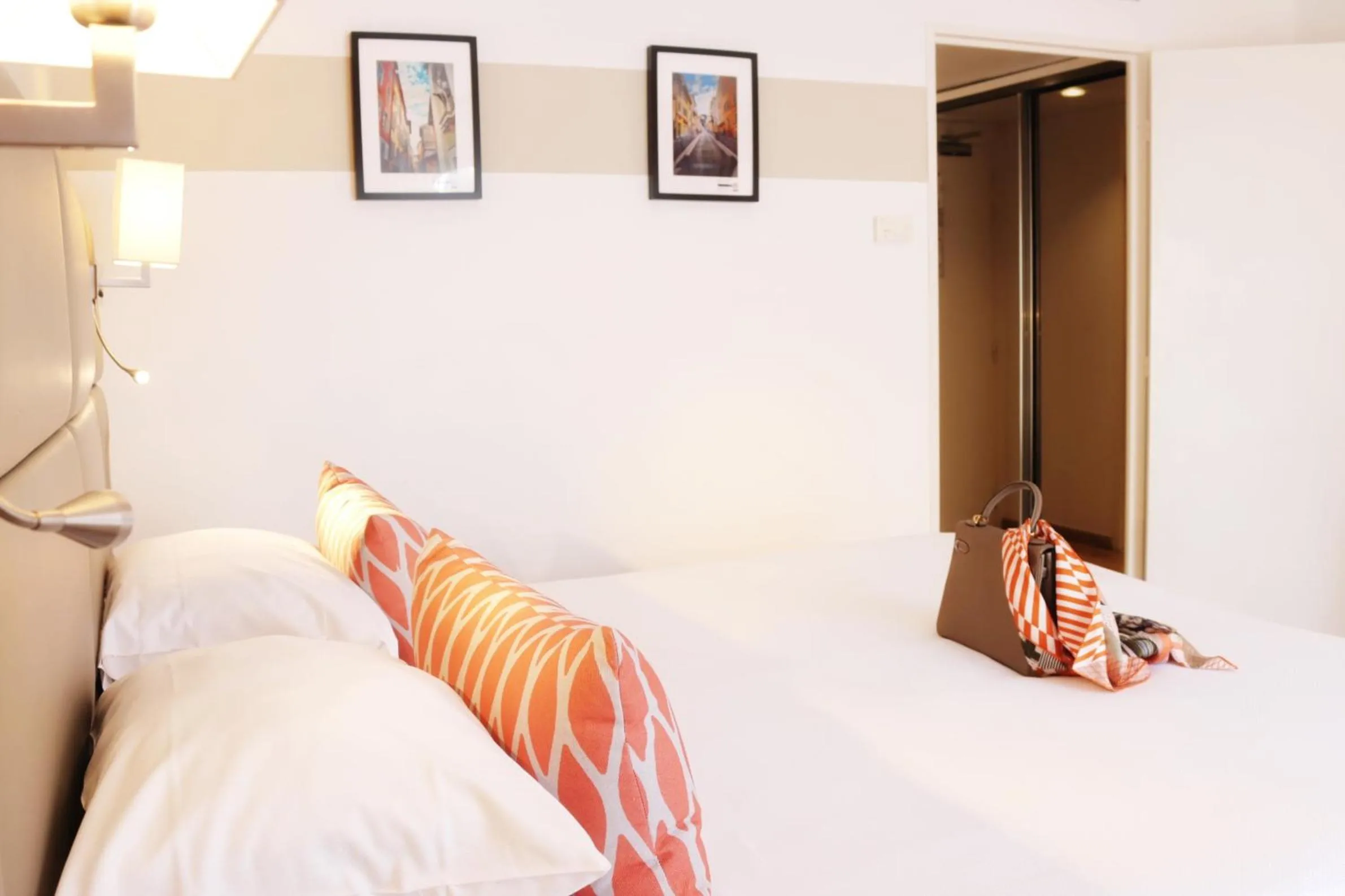 Bed in Hotel Nice Riviera