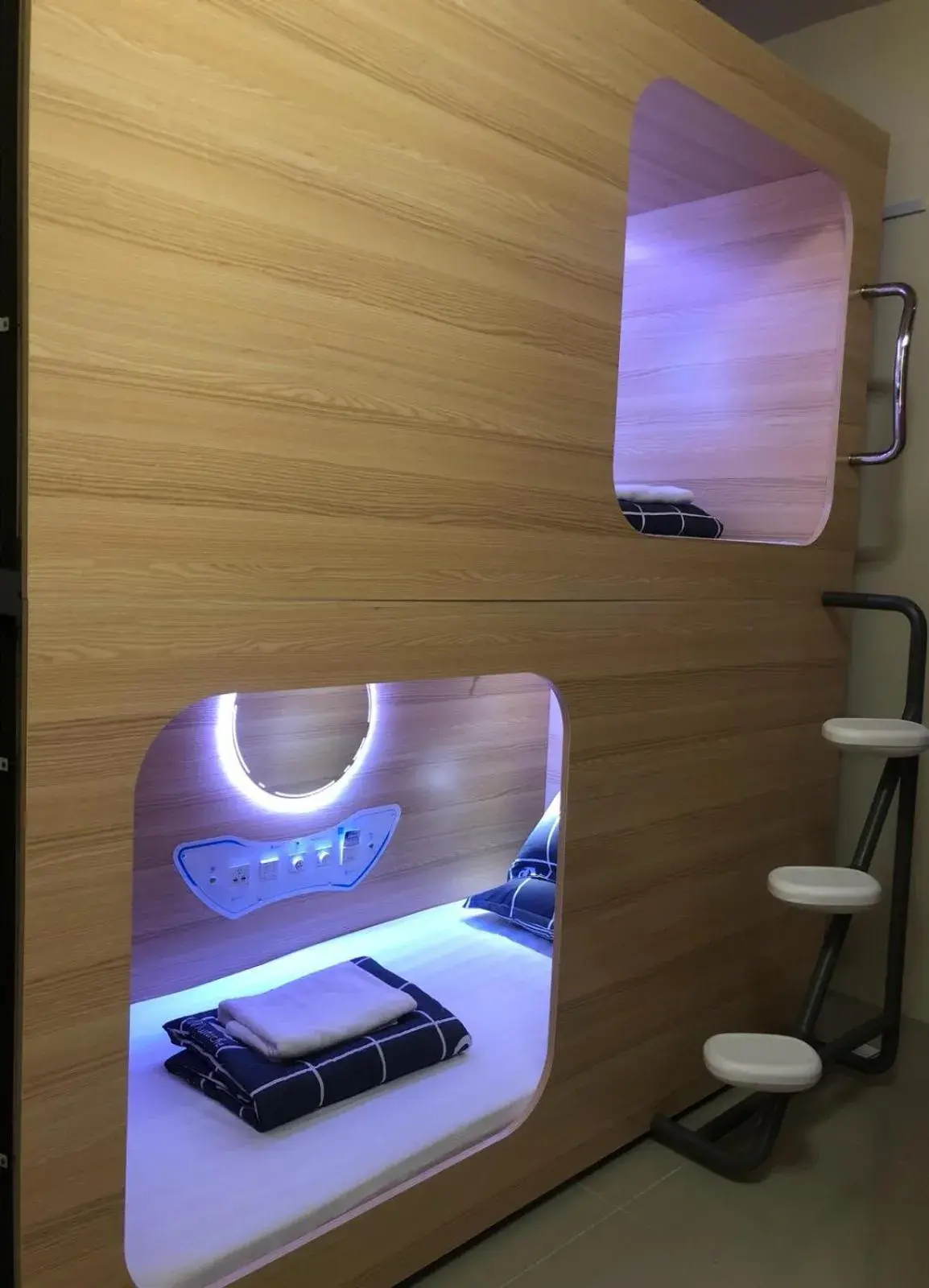 bunk bed in CapsulePod@Aljunied bunk bed in CapsulePod@Aljunied