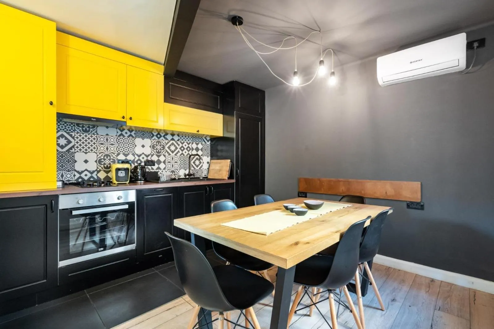 Kitchen or kitchenette in Lascar Catargiu Villa