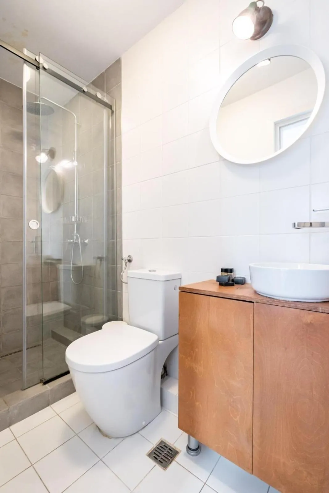 Shower in Lascar Catargiu Villa