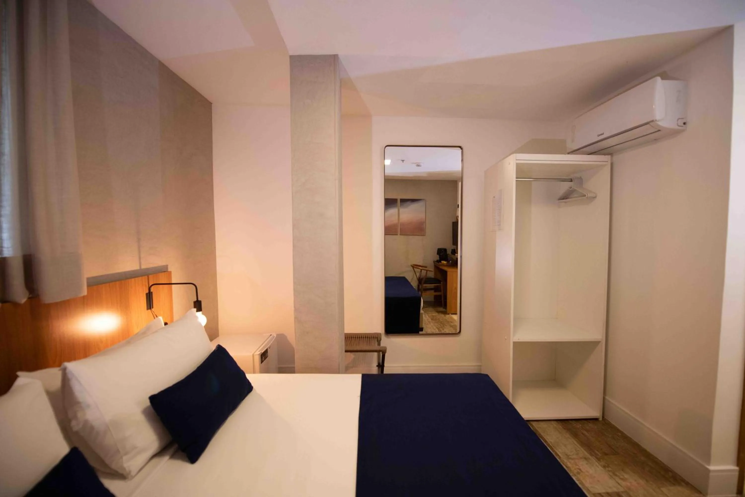 Bedroom, Bed in Leblon Design Hotel