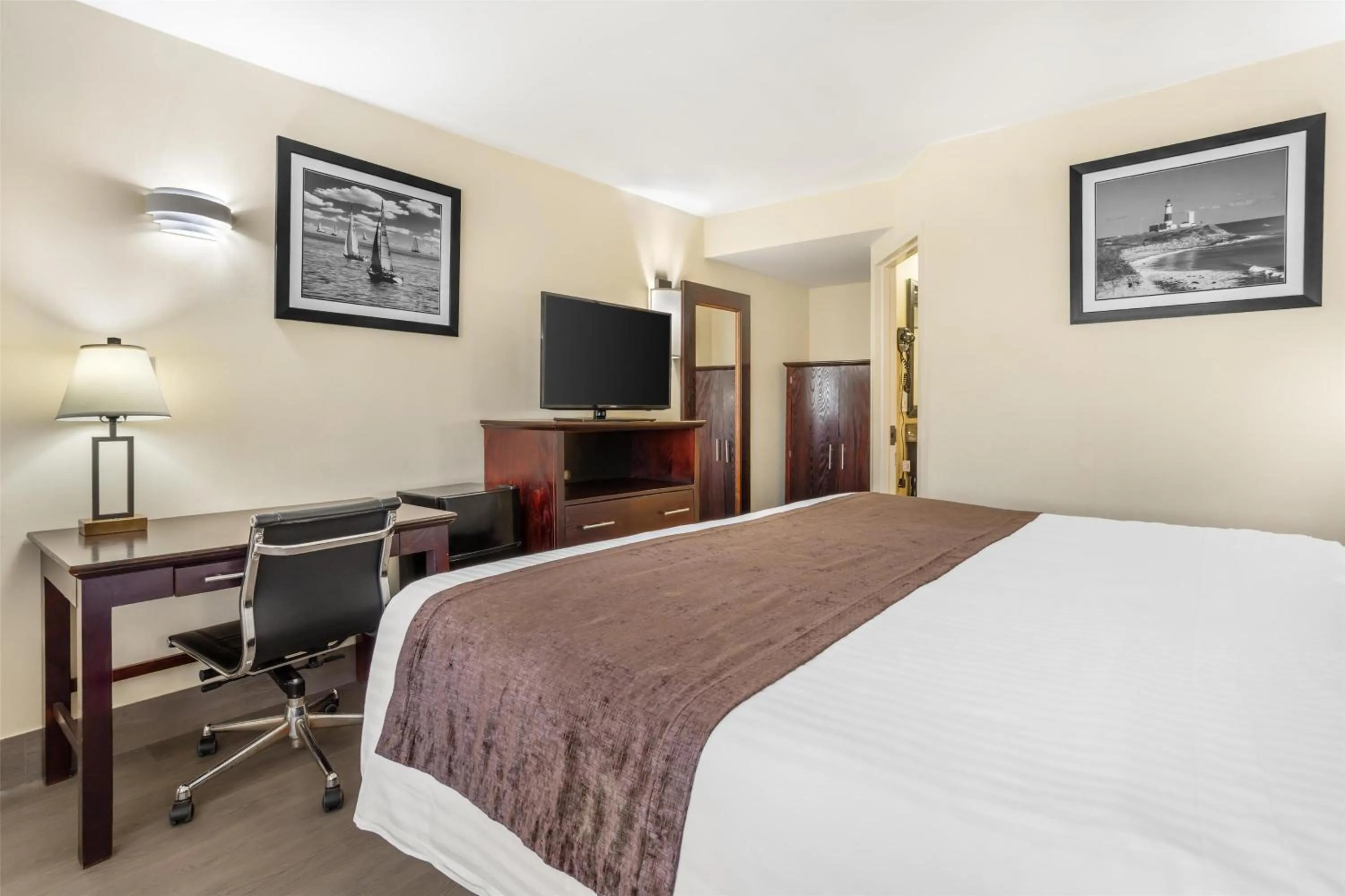 Bedroom, Bed in Best Western Bar Harbour Inn