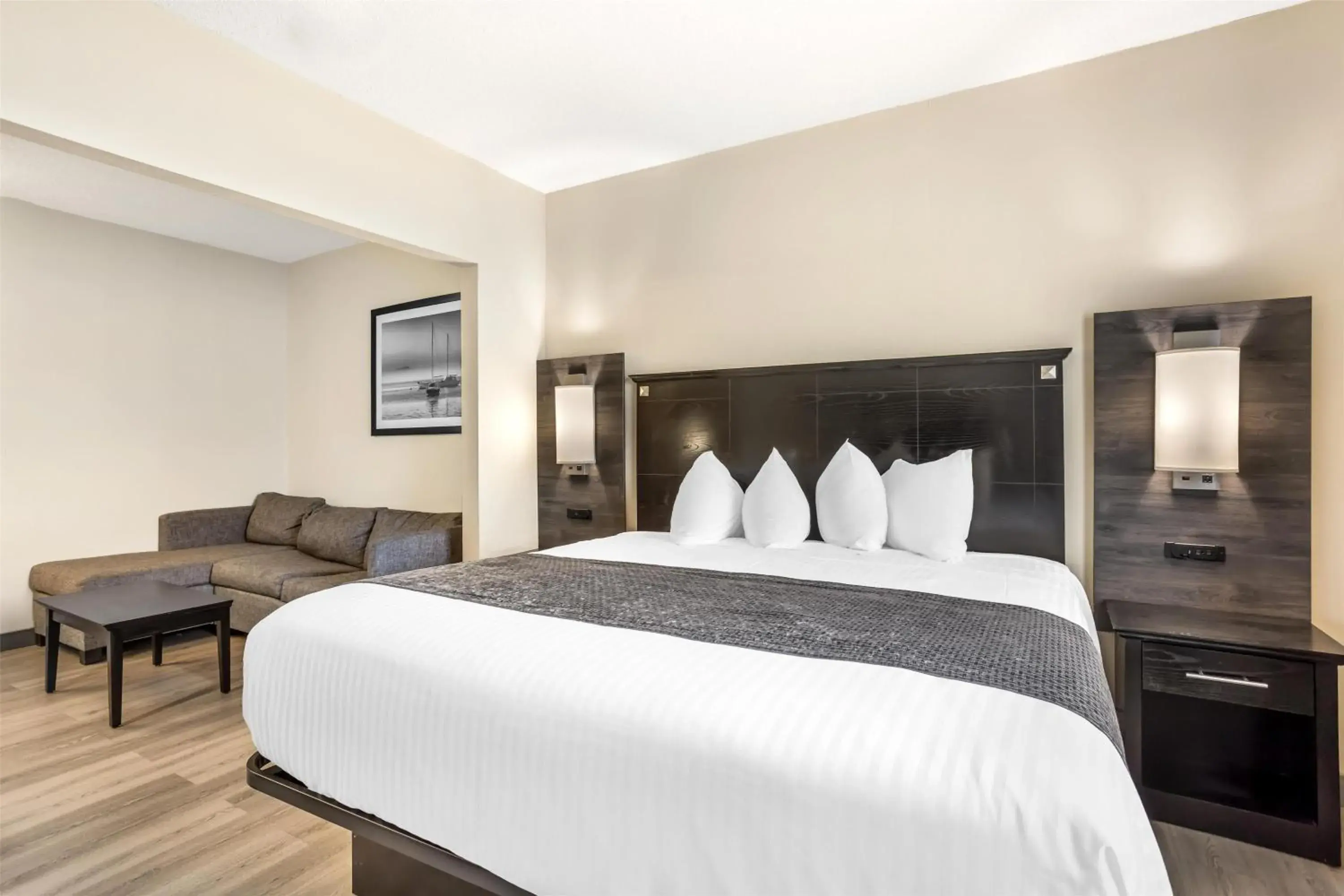 Bedroom, Bed in Best Western Bar Harbour Inn Bedroom, Bed in Best Western Bar Harbour Inn