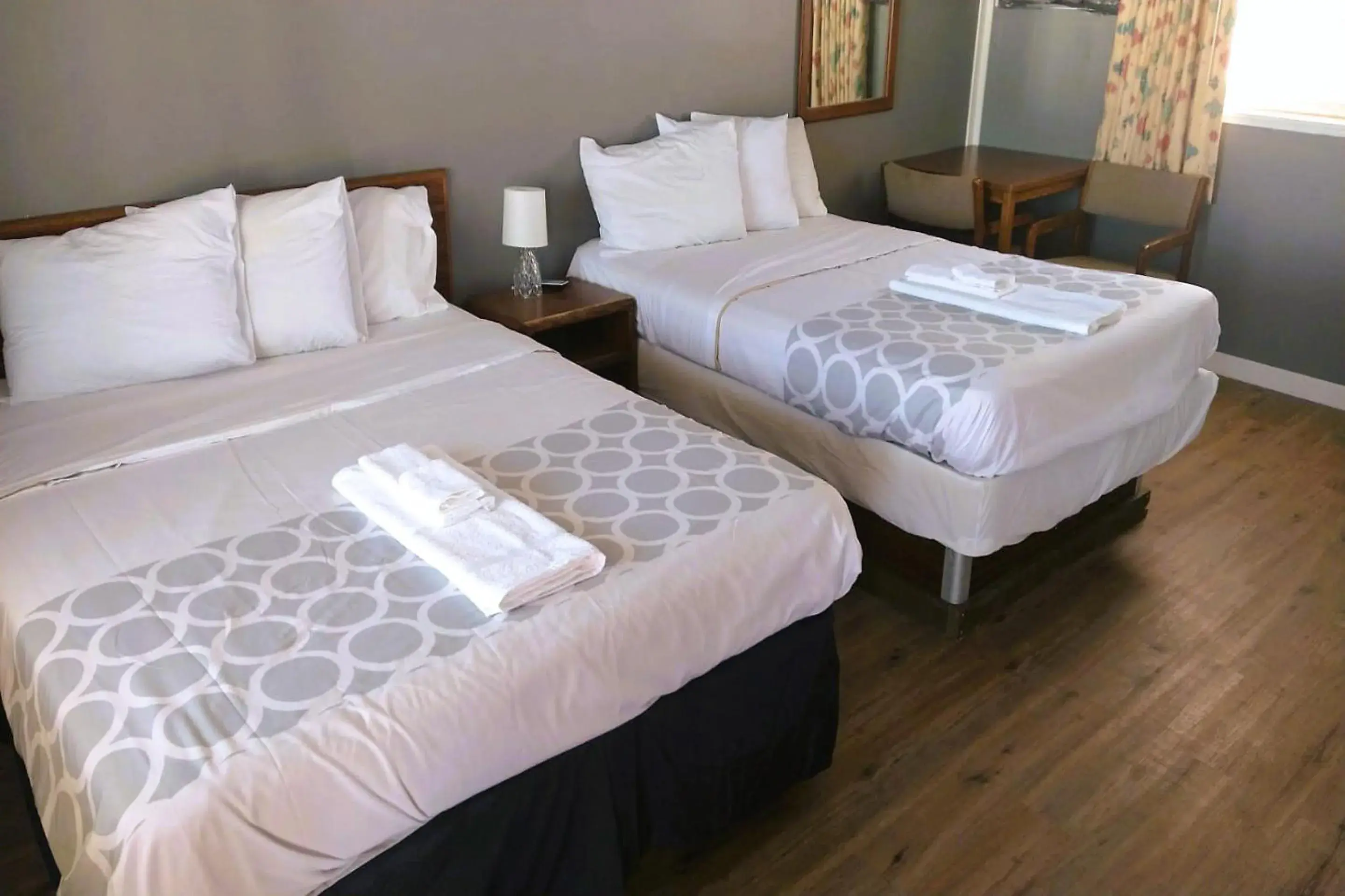 Bedroom, Bed in Love Hotels Desert Inn & RV by OYO at Boysen Wind River WY Bedroom, Bed in Love Hotels Desert Inn & RV by OYO at Boysen Wind River WY