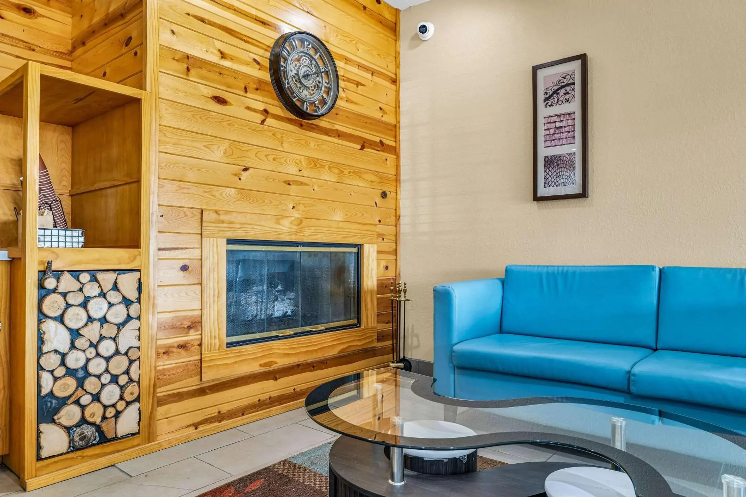 Lobby or reception in Country Inn & Suites by Radisson, Decatur, IL Lobby or reception in Country Inn & Suites by Radisson, Decatur, IL