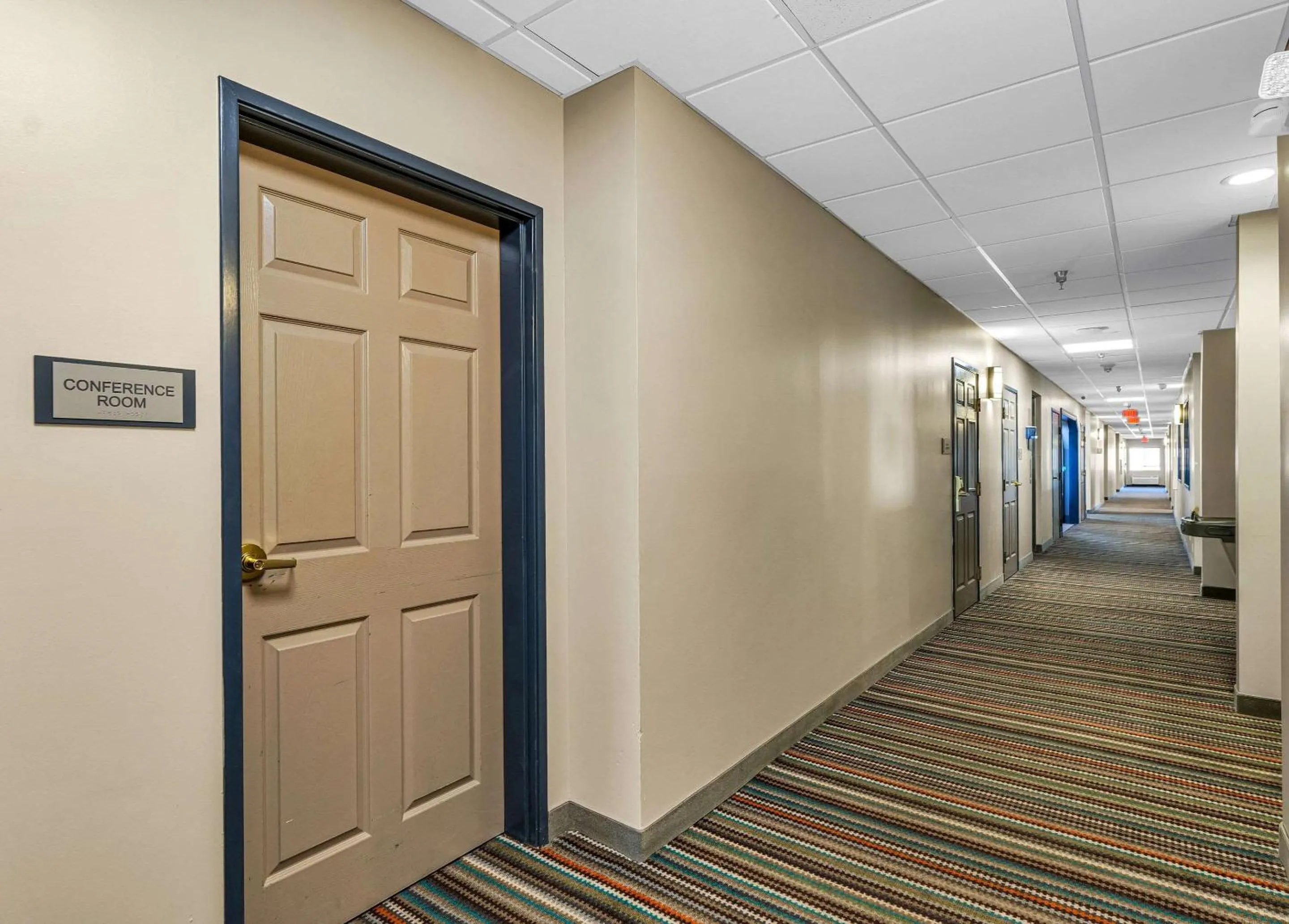 Lobby or reception in Country Inn & Suites by Radisson, Decatur, IL