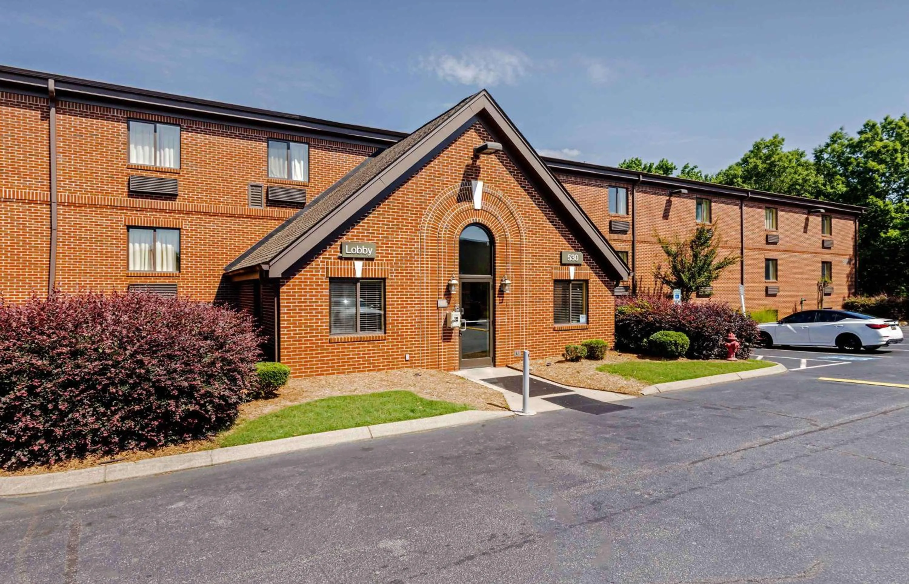 Property building in Extended Stay America Select Suites - Greenville - Haywood Mall