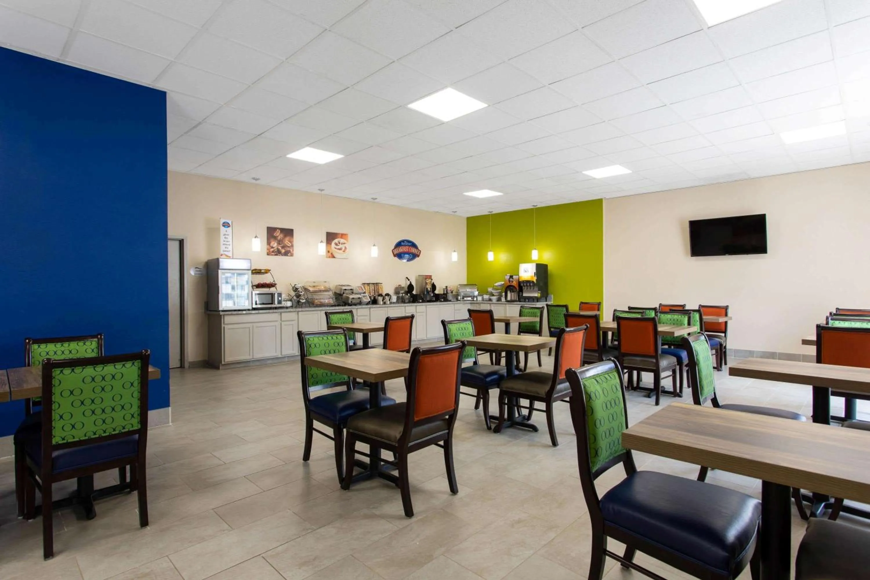 Restaurant/places to eat in Baymont by Wyndham Cheraw