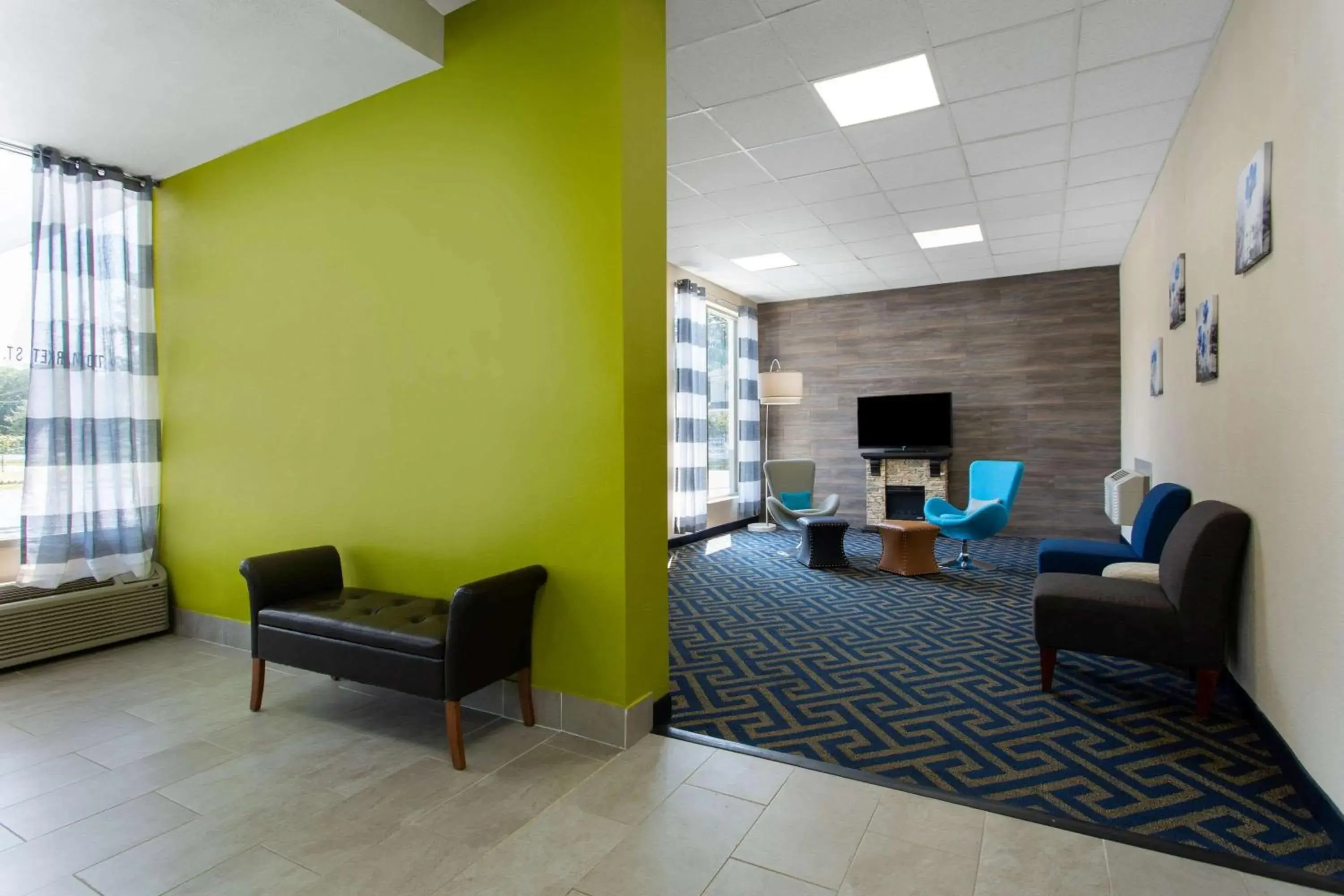 Lobby or reception in Baymont by Wyndham Cheraw Lobby or reception in Baymont by Wyndham Cheraw