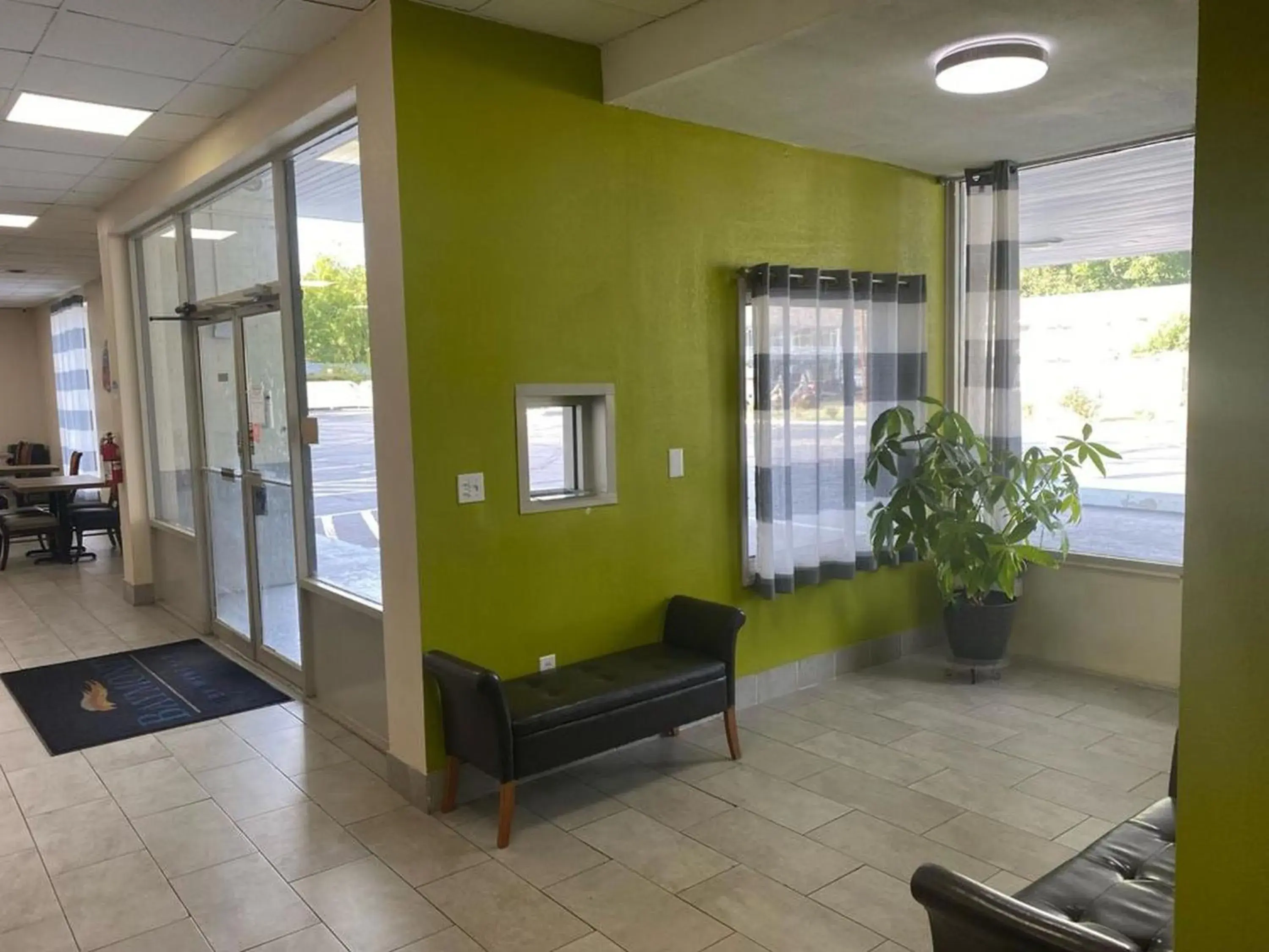 Lobby or reception in Baymont by Wyndham Cheraw Lobby or reception in Baymont by Wyndham Cheraw