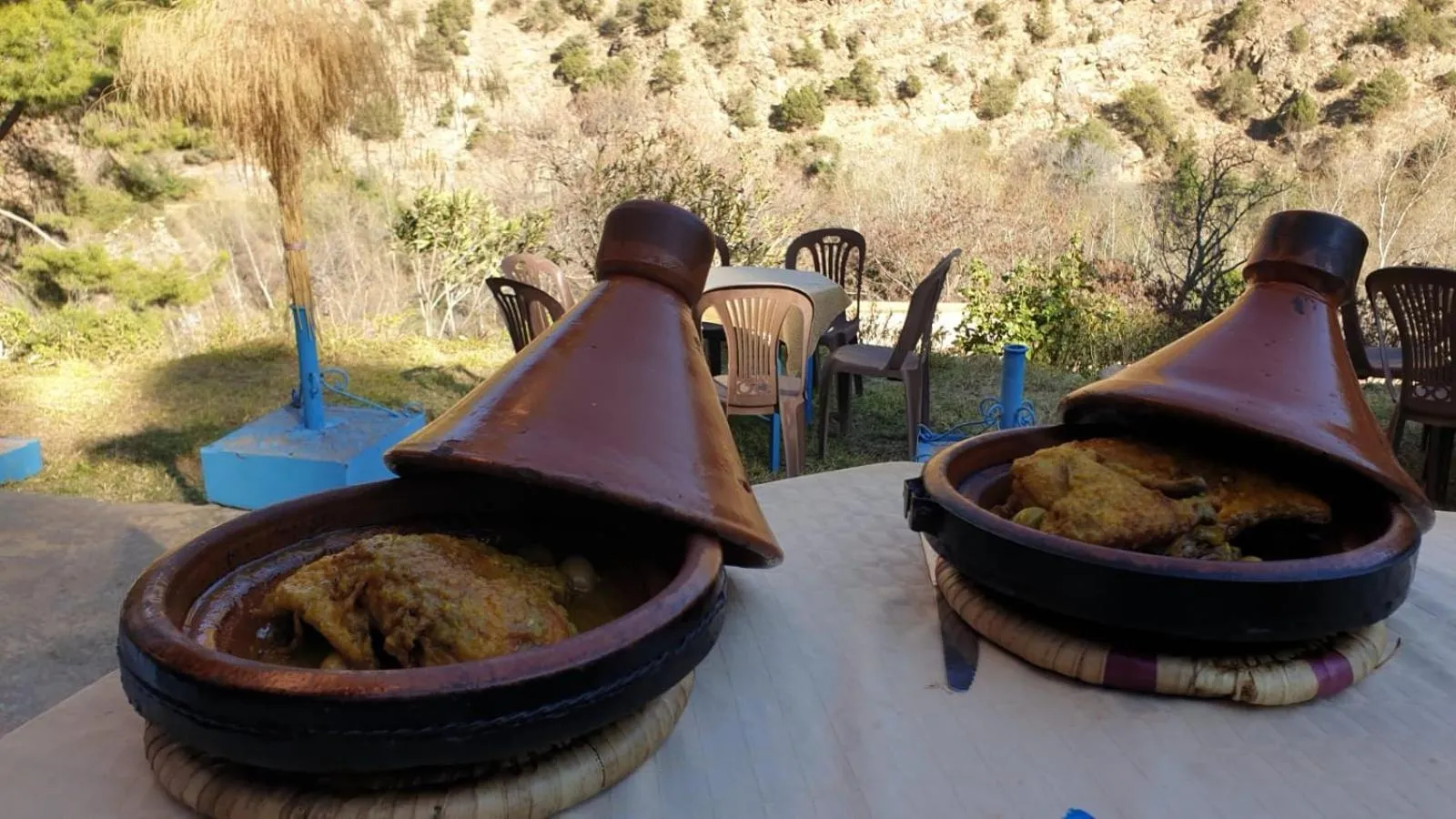 Restaurant/places to eat in Atlas Tigmi