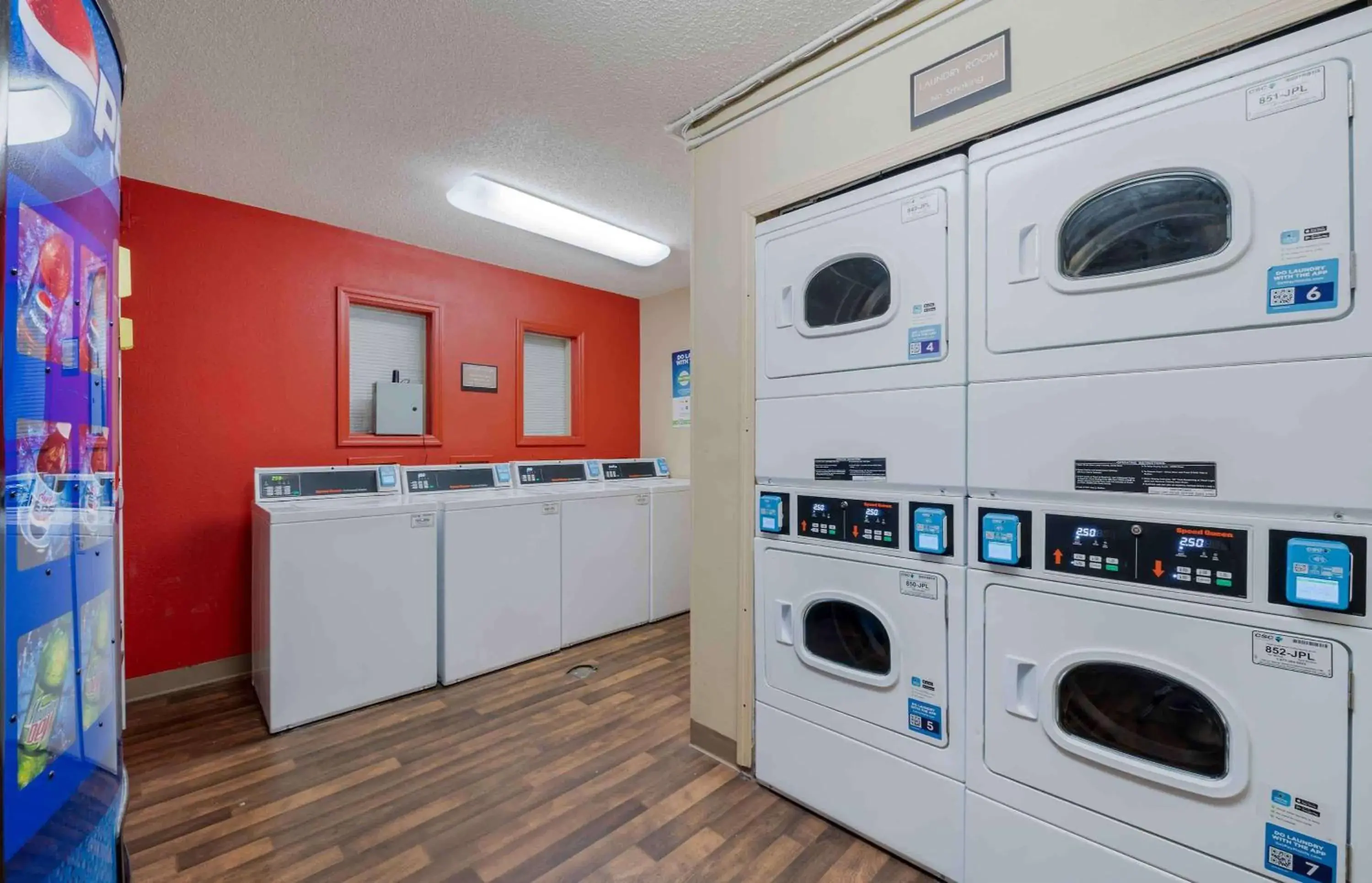 Property building in Extended Stay America Suites - Dayton - South Property building in Extended Stay America Suites - Dayton - South