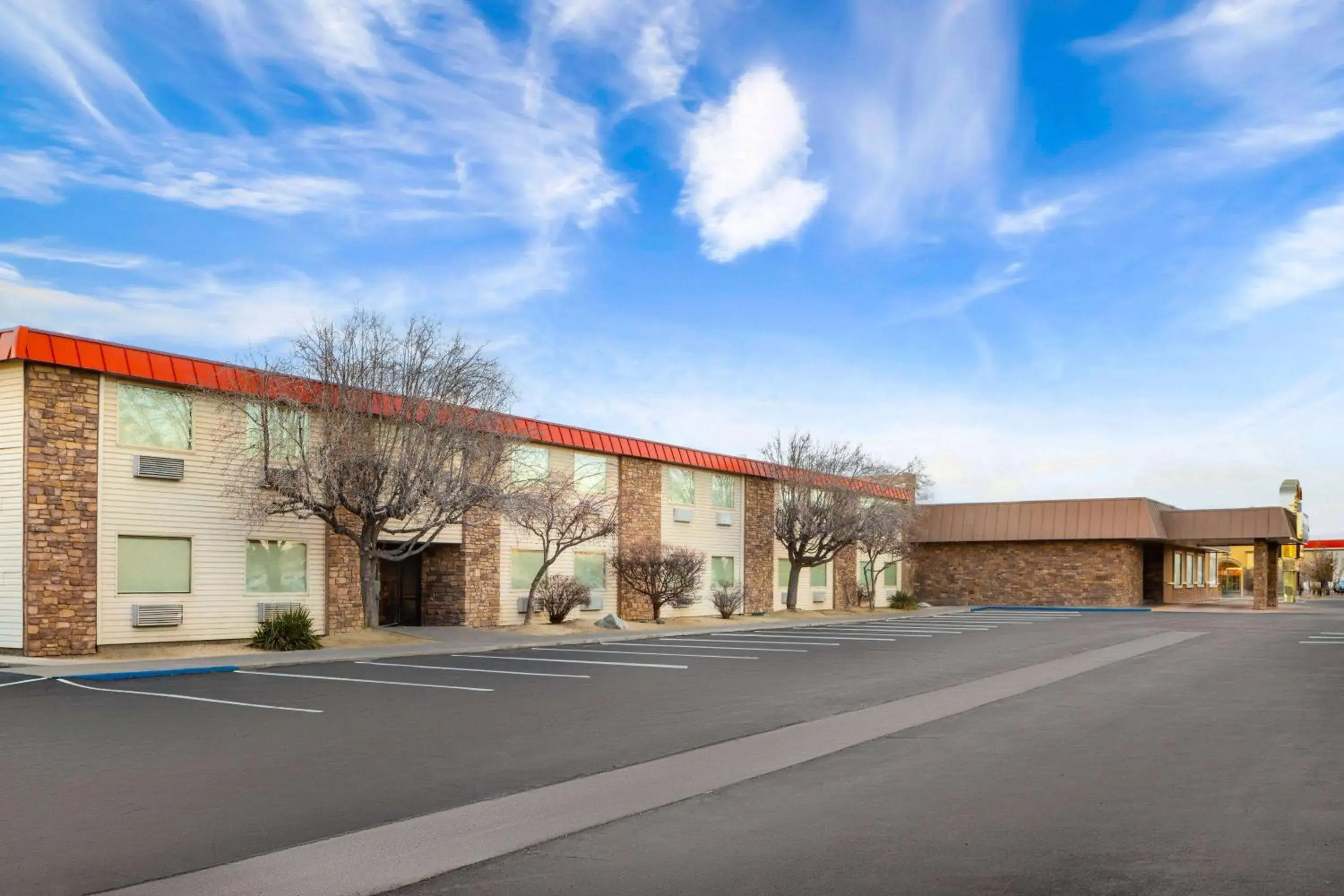 Property building in Super 8 by Wyndham Fallon Property building in Super 8 by Wyndham Fallon