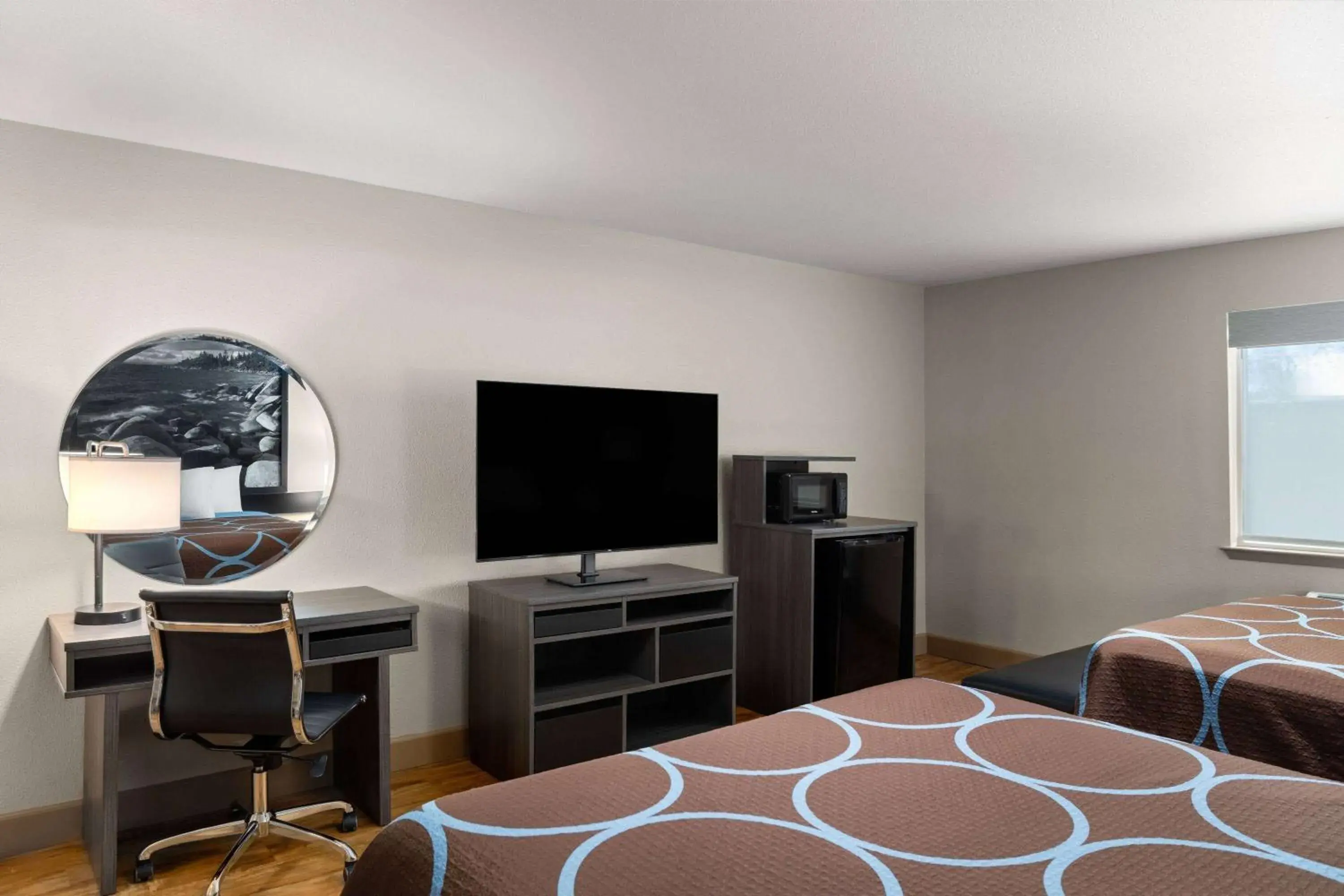 Photo of the whole room, Bed in Super 8 by Wyndham Fallon Photo of the whole room, Bed in Super 8 by Wyndham Fallon