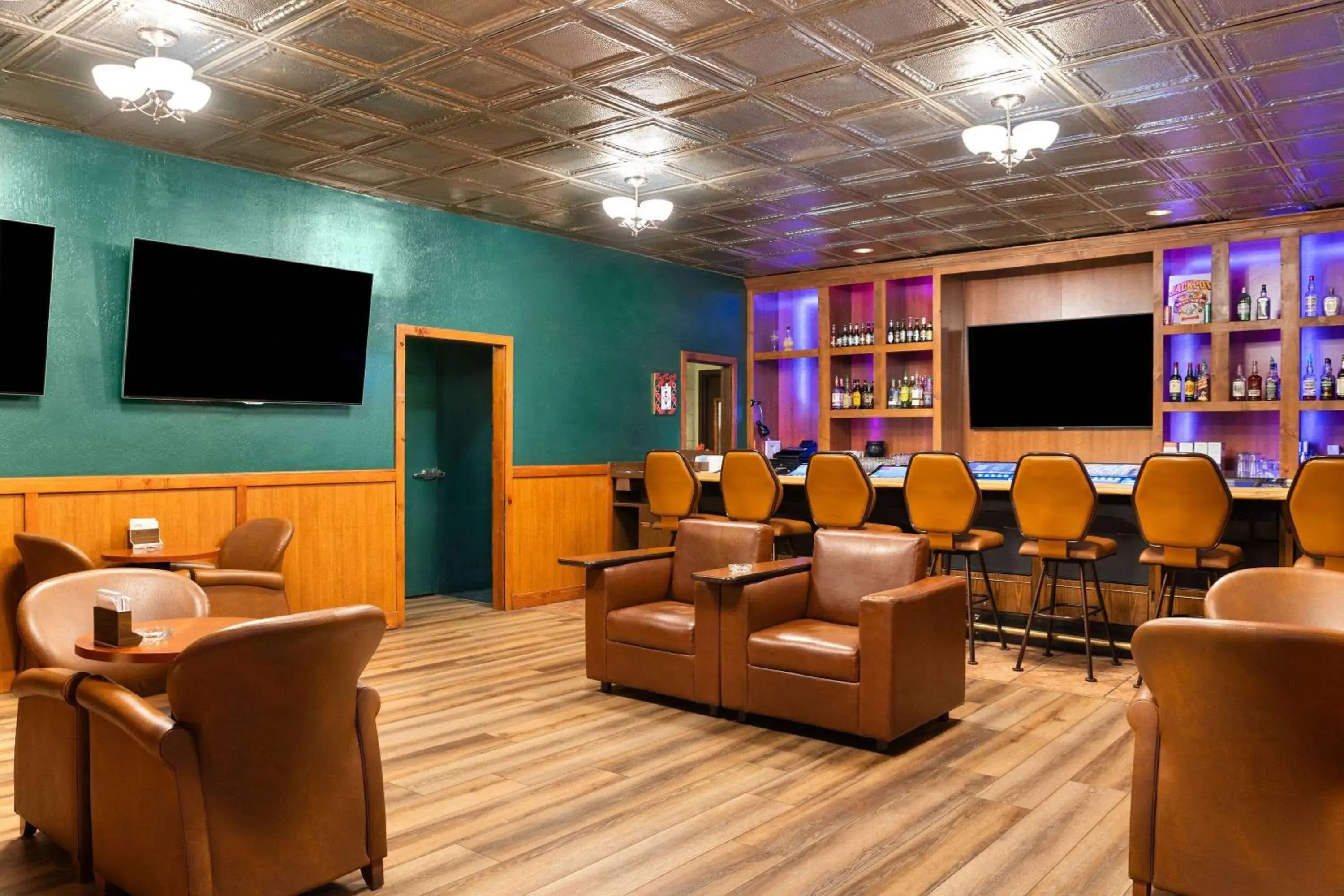 Lounge or bar in Super 8 by Wyndham Fallon Lounge or bar in Super 8 by Wyndham Fallon