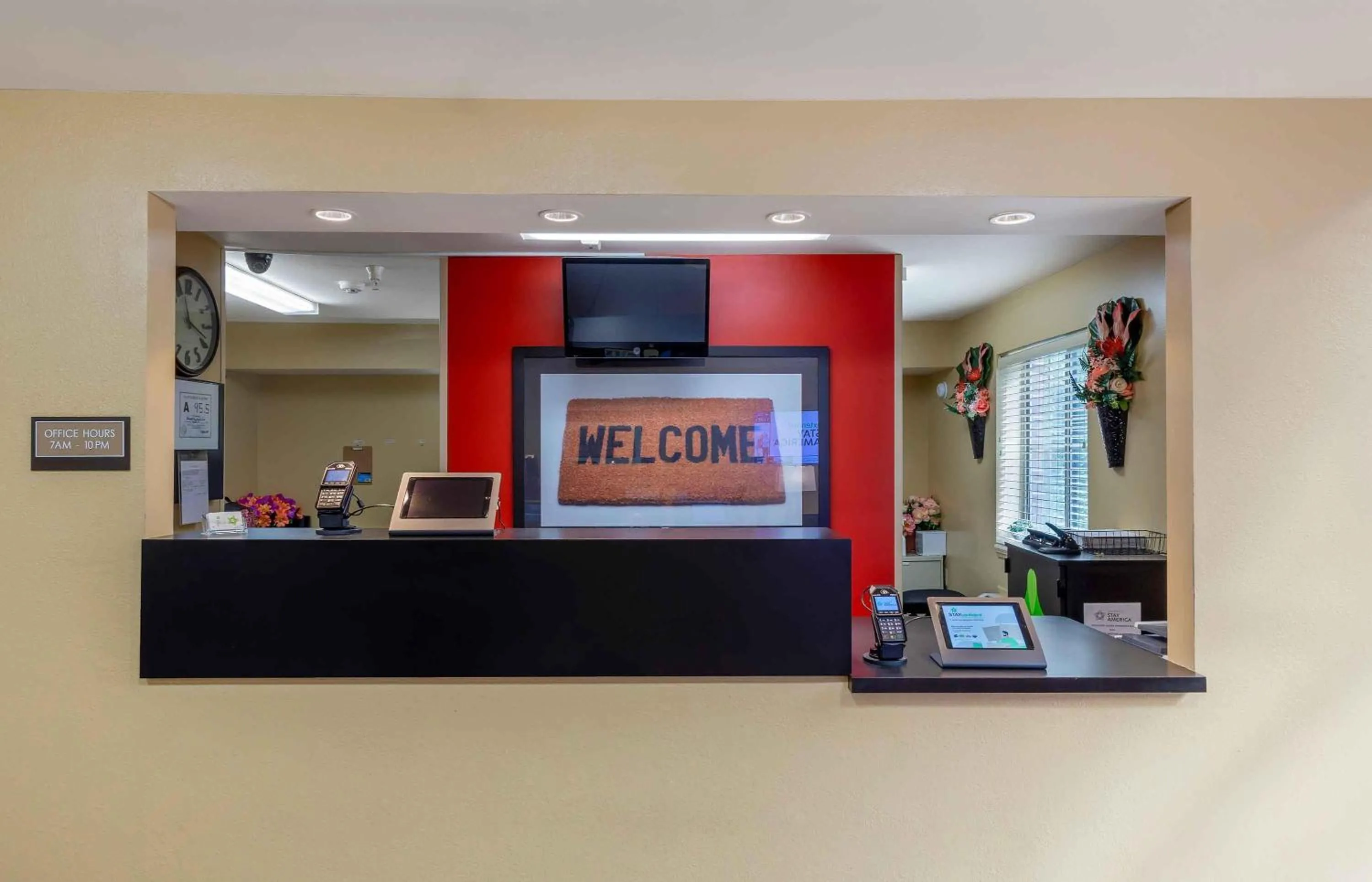 Lobby or reception in Extended Stay America Suites - Raleigh - North Raleigh - Wake Towne Dr