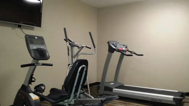 Fitness centre/facilities in Wingfield Inn