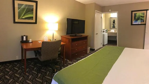 Other, Bed in Wingfield Inn