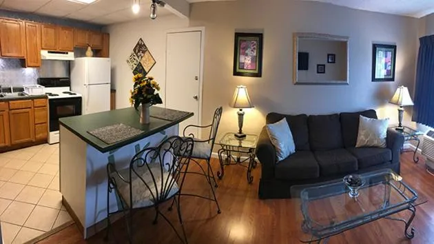 Kitchen or kitchenette in Wingfield Inn