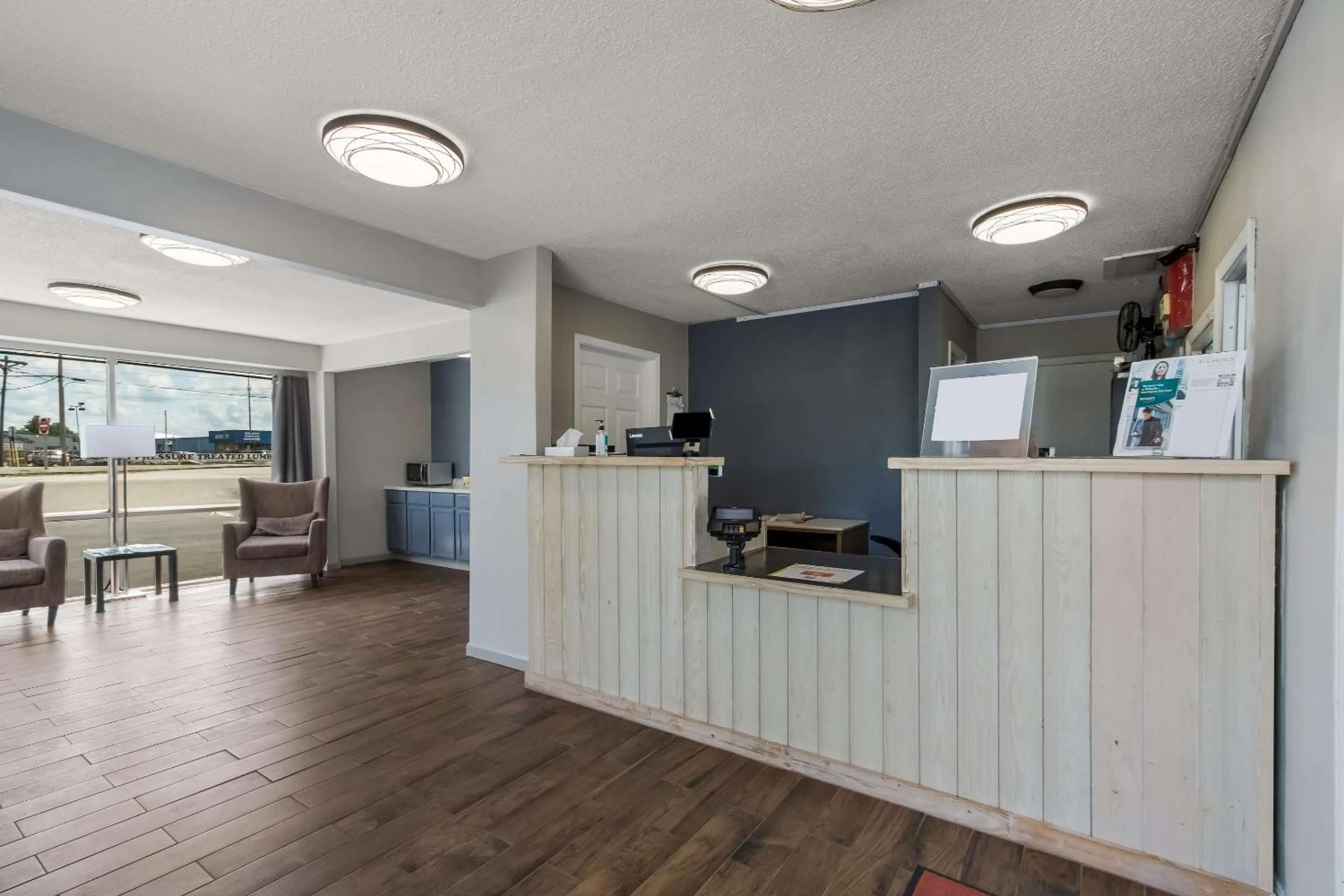 Lobby or reception in Econo Lodge Cherry Point