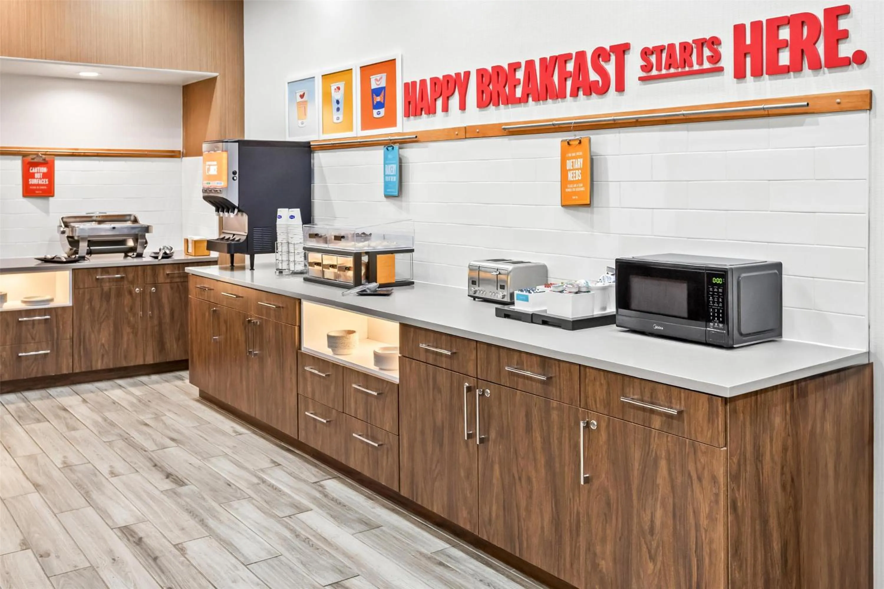 Breakfast in Hampton Inn & Suites Farmington