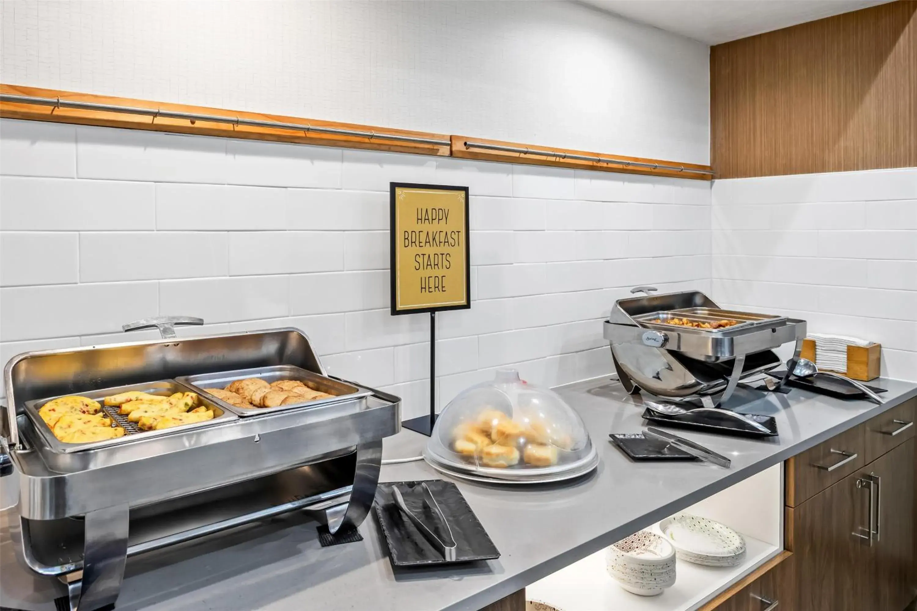 Breakfast in Hampton Inn & Suites Farmington Breakfast in Hampton Inn & Suites Farmington