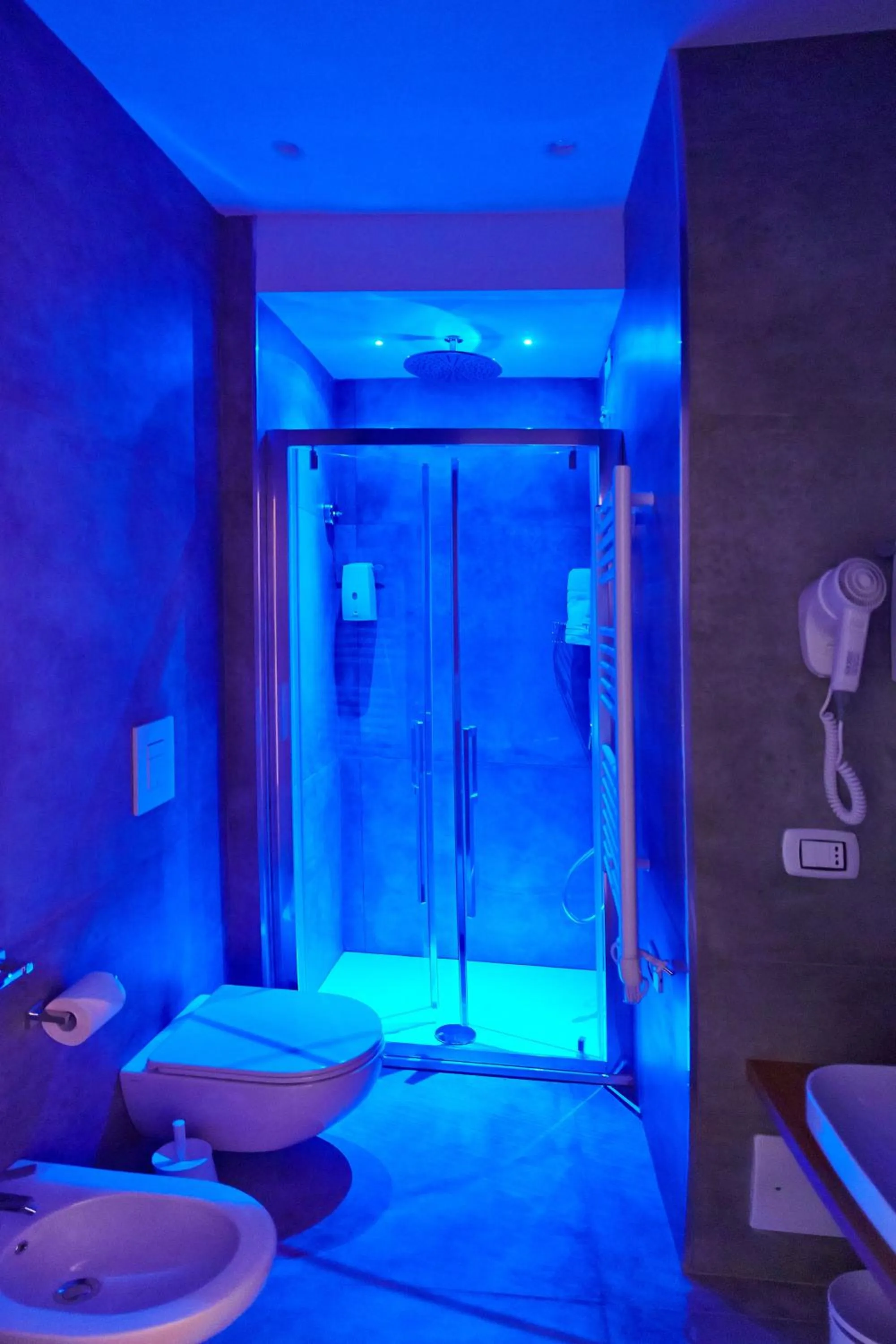 Bathroom in Domus Schilizzi