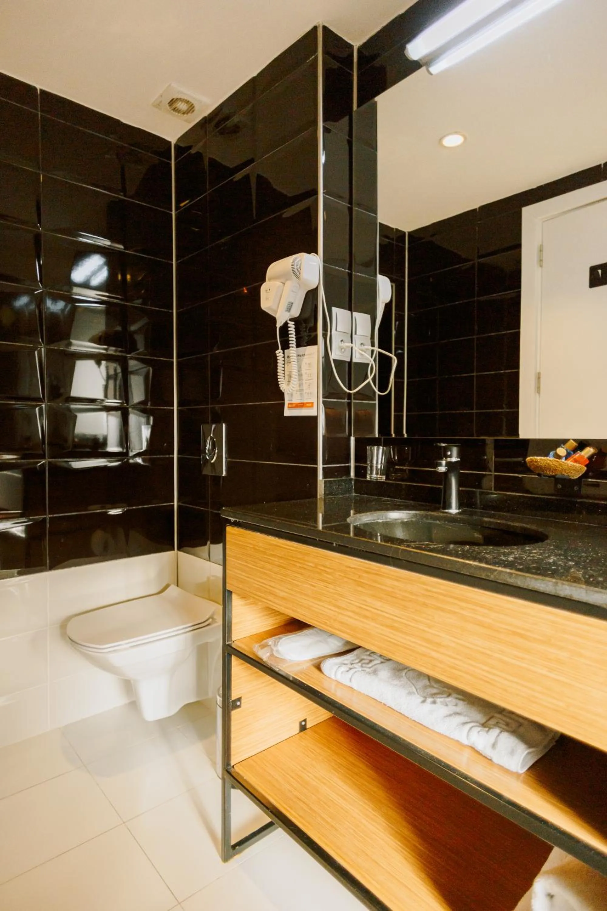 Bathroom in Bel Mare Boutique Hotel