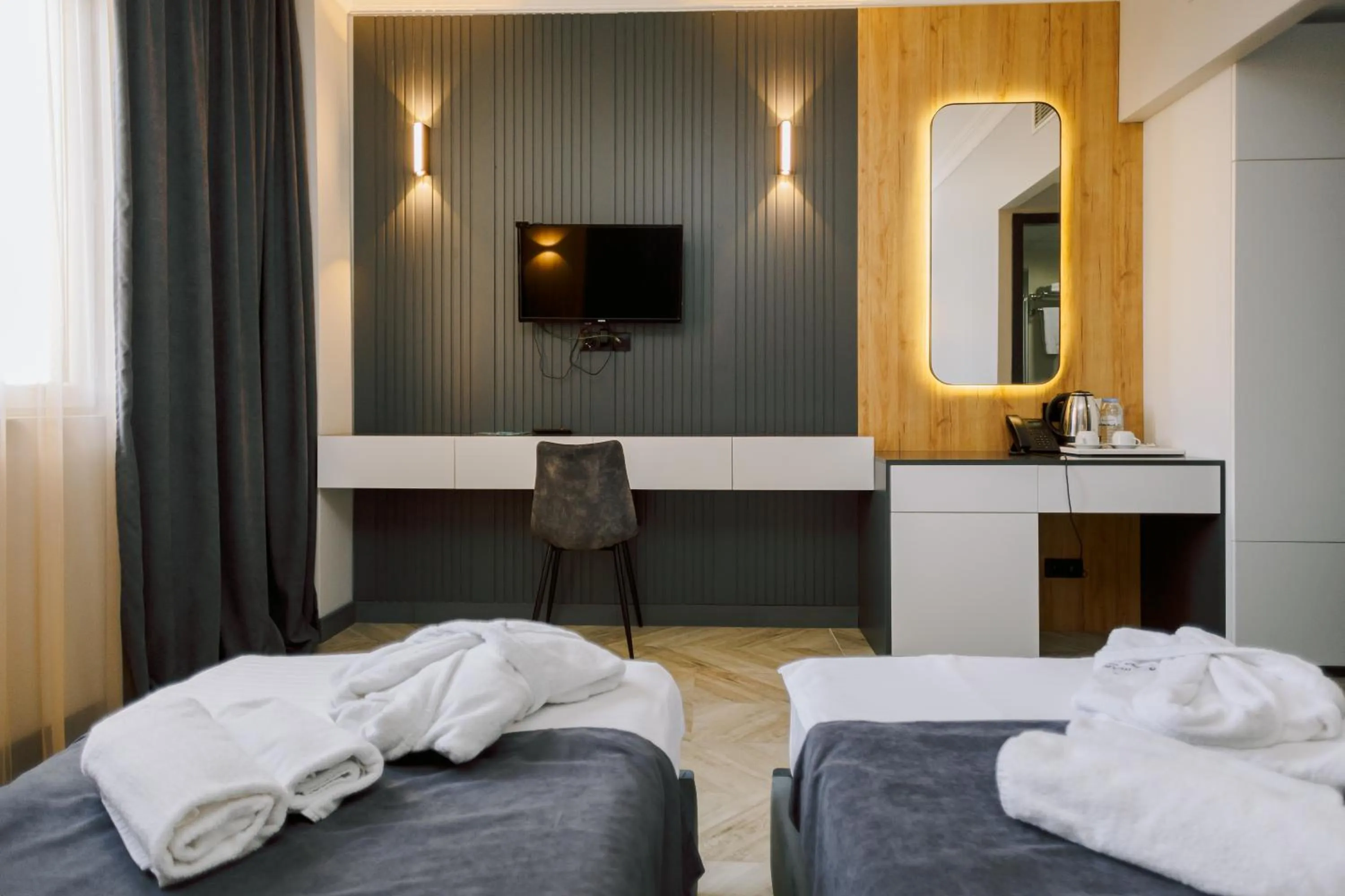 TV and multimedia in Bel Mare Boutique Hotel