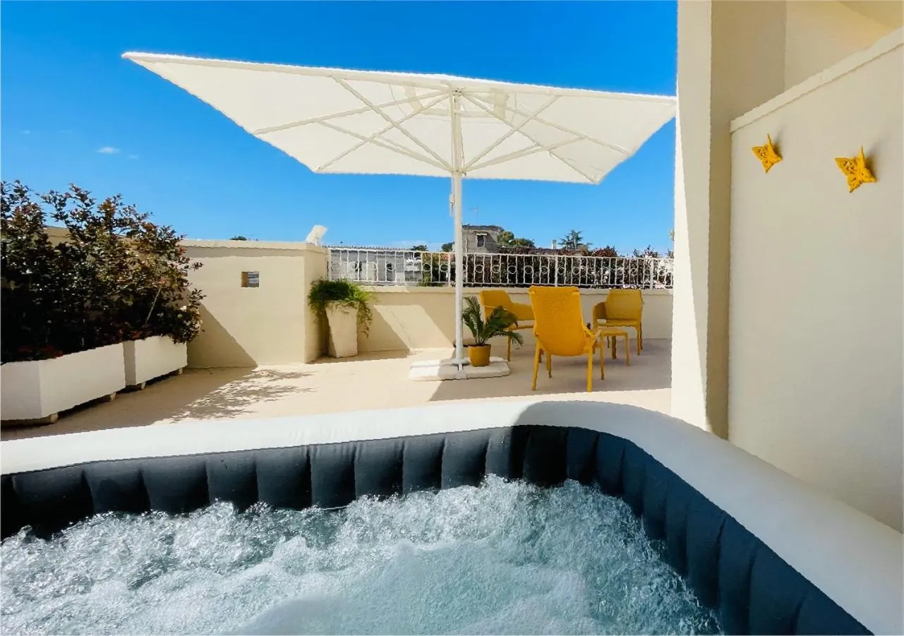 Patio in La Collina di Montegrappa - Suites with Heated Private Pool - Suites with Shared Pool