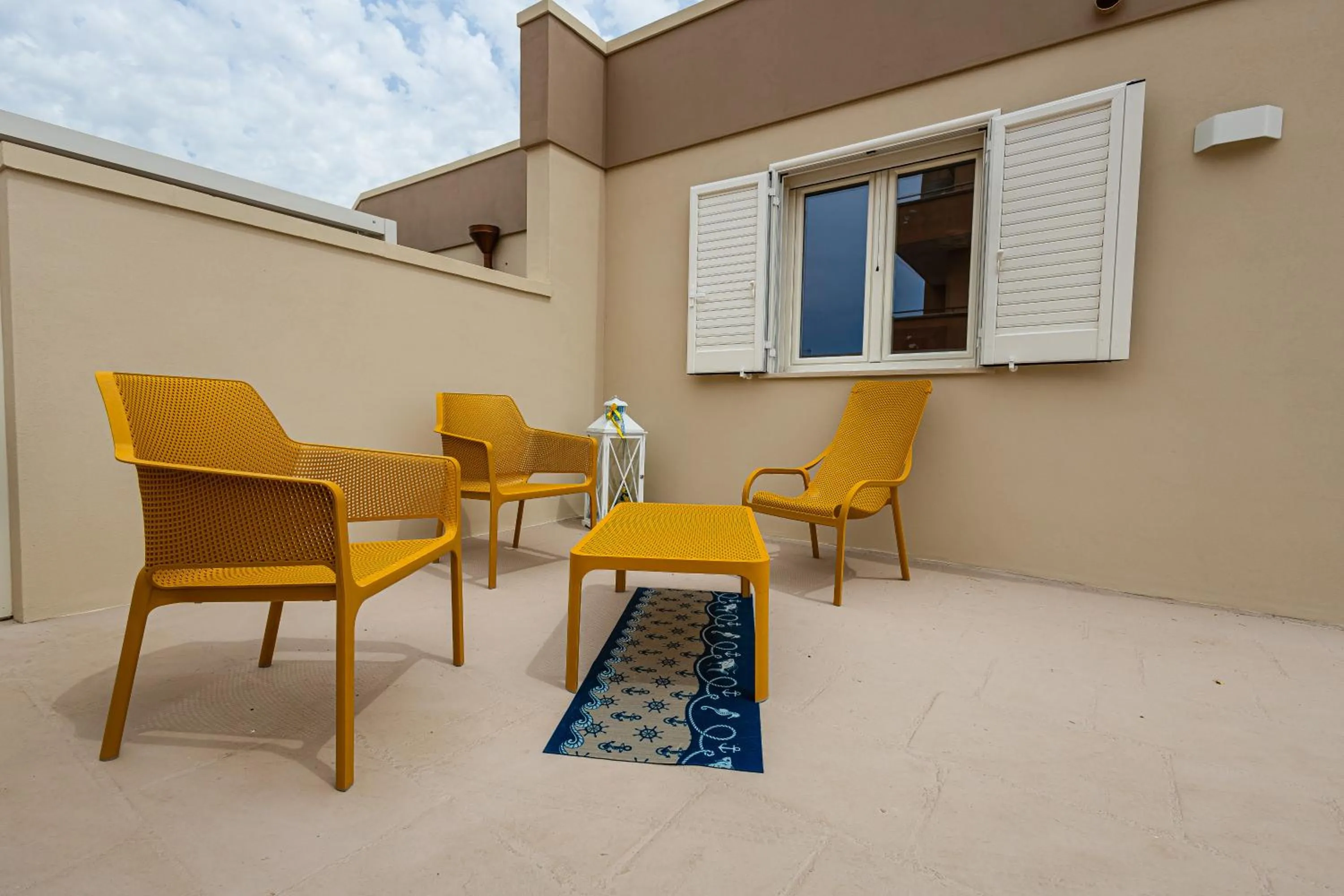 Patio in La Collina di Montegrappa - Suites with Heated Private Pool - Suites with Shared Pool