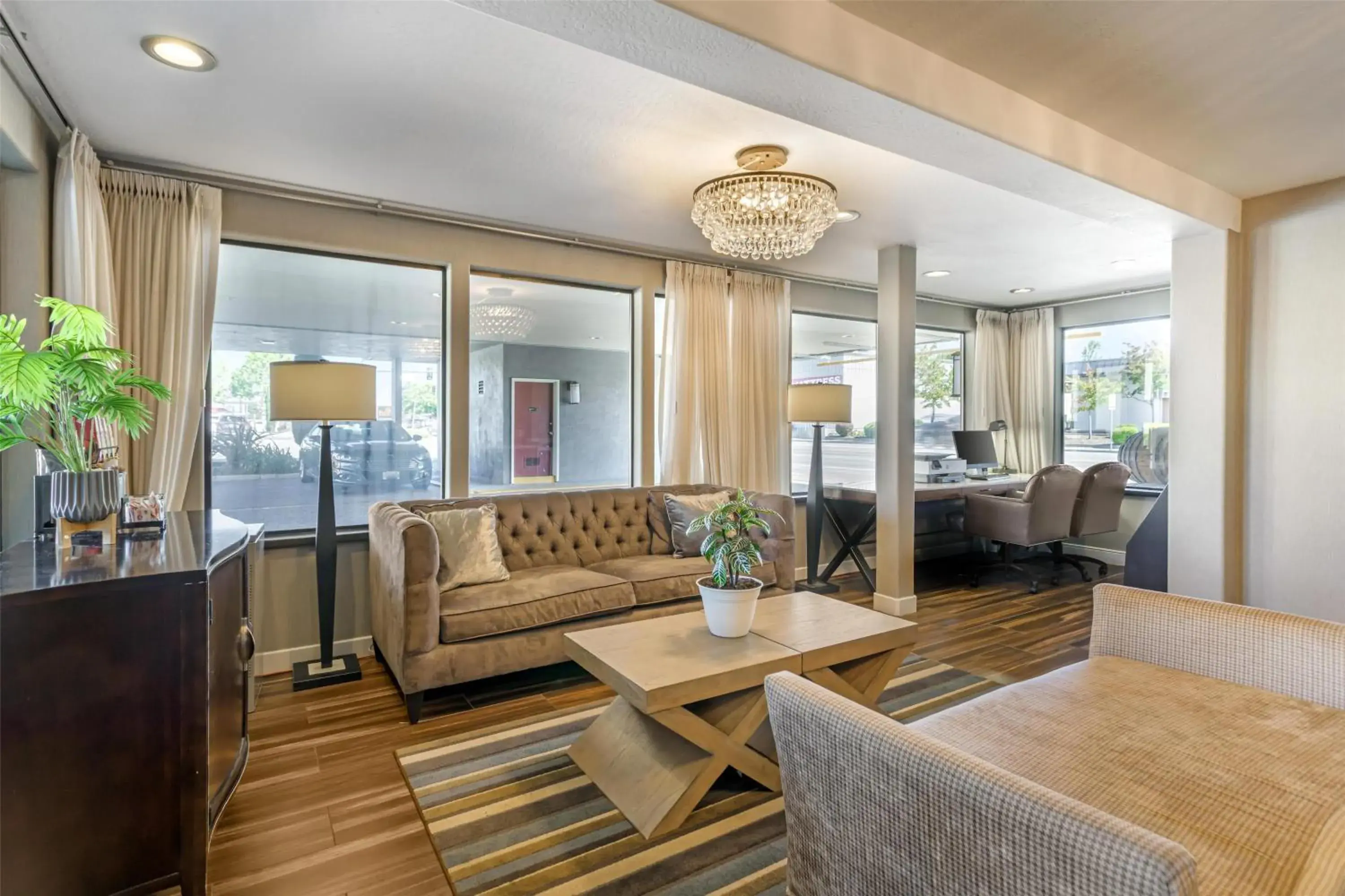 Lobby or reception in Best Western Petaluma Inn Lobby or reception in Best Western Petaluma Inn