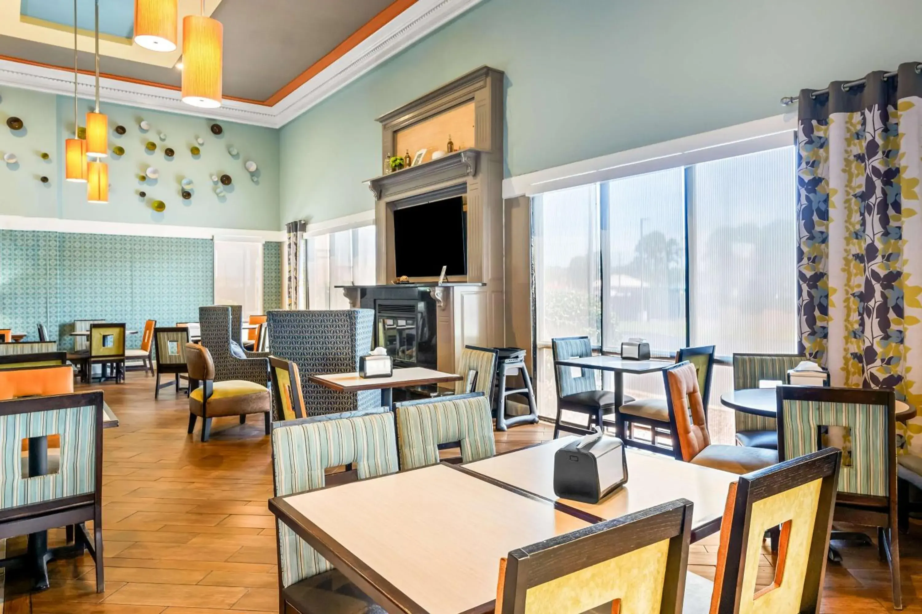 Breakfast in Best Western Executive Suites Breakfast in Best Western Executive Suites