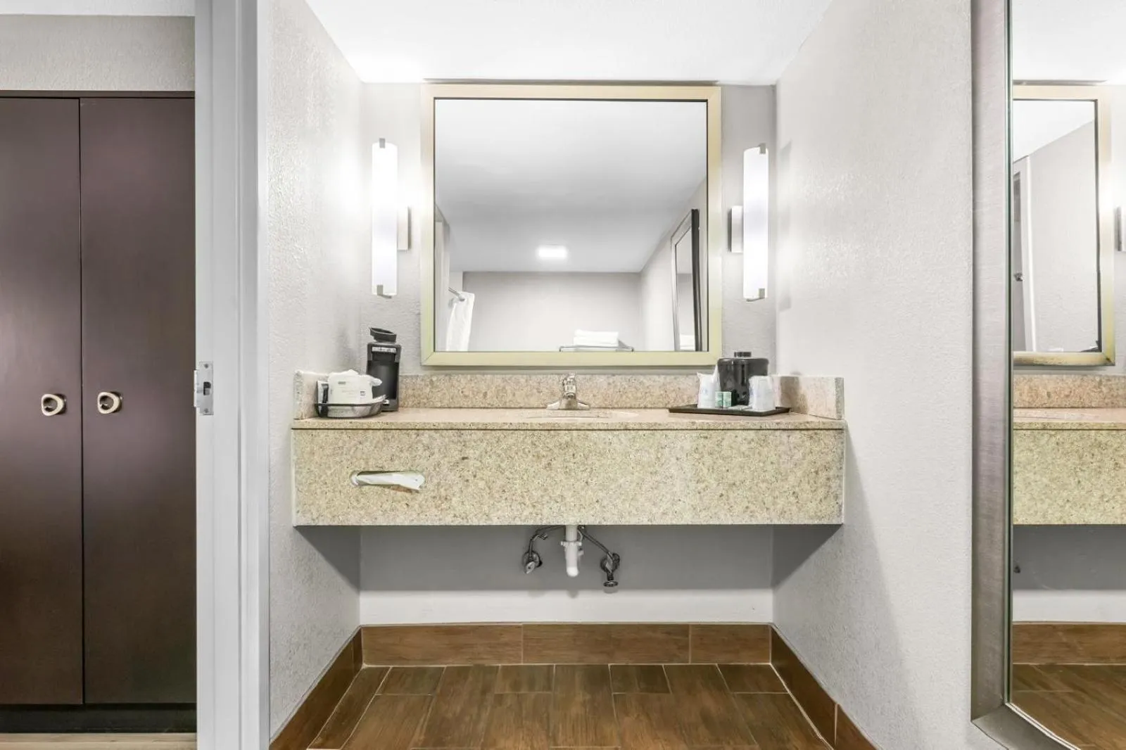 Bathroom in Best Western Executive Suites