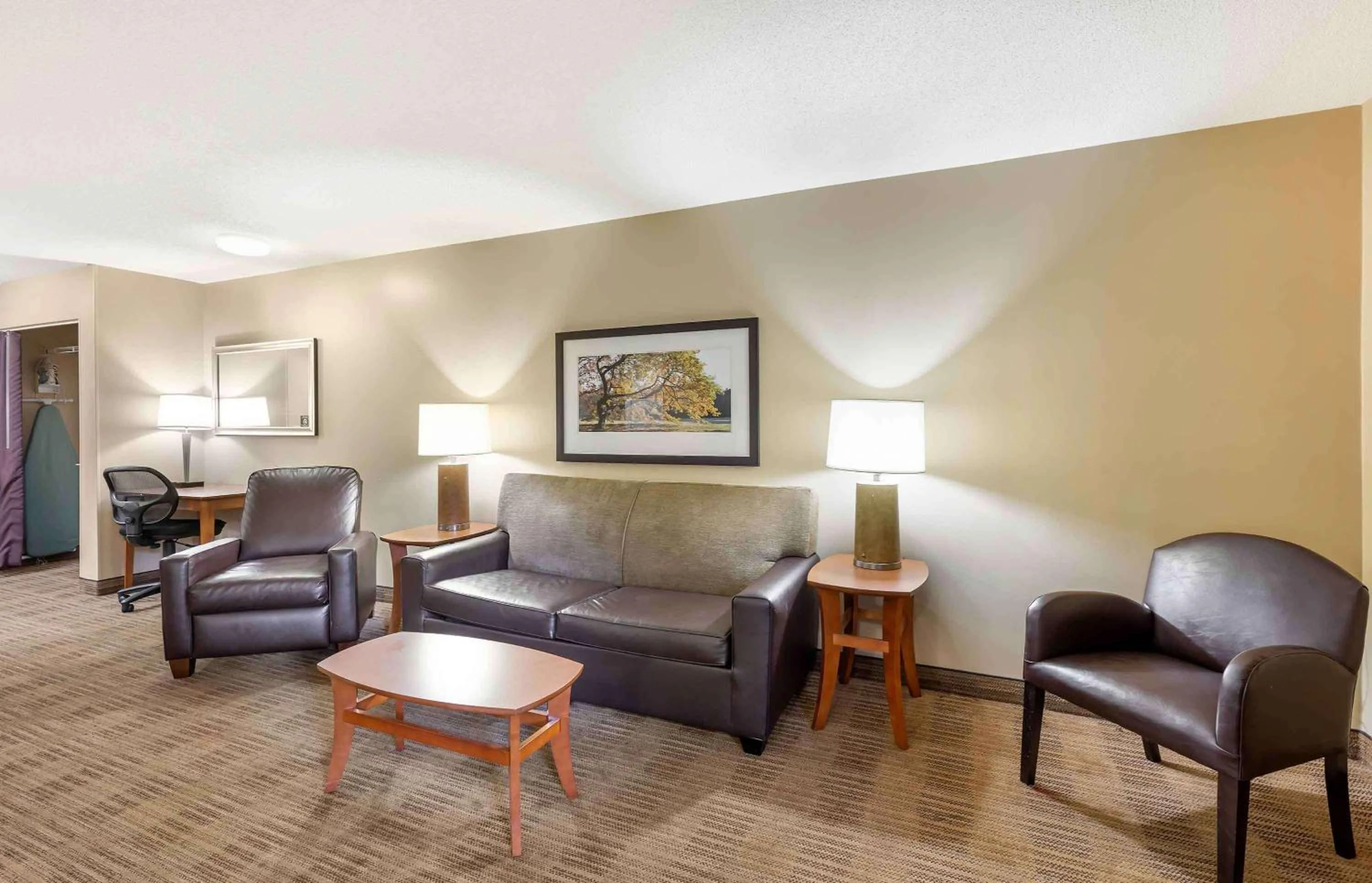 Bedroom in Extended Stay America Suites - Cleveland - Westlake