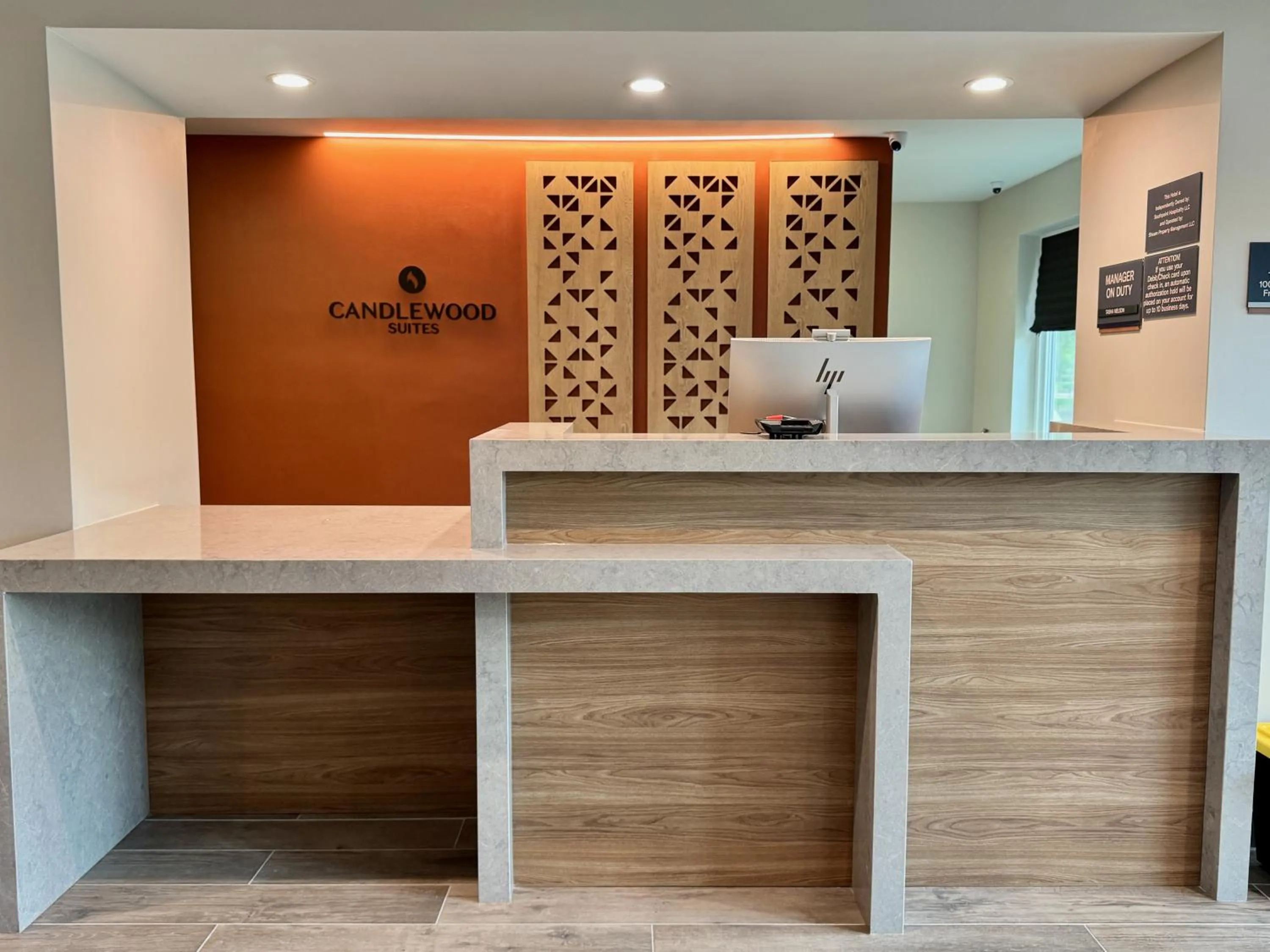 Lobby or reception in Candlewood Suites Jacksonville Southpoint