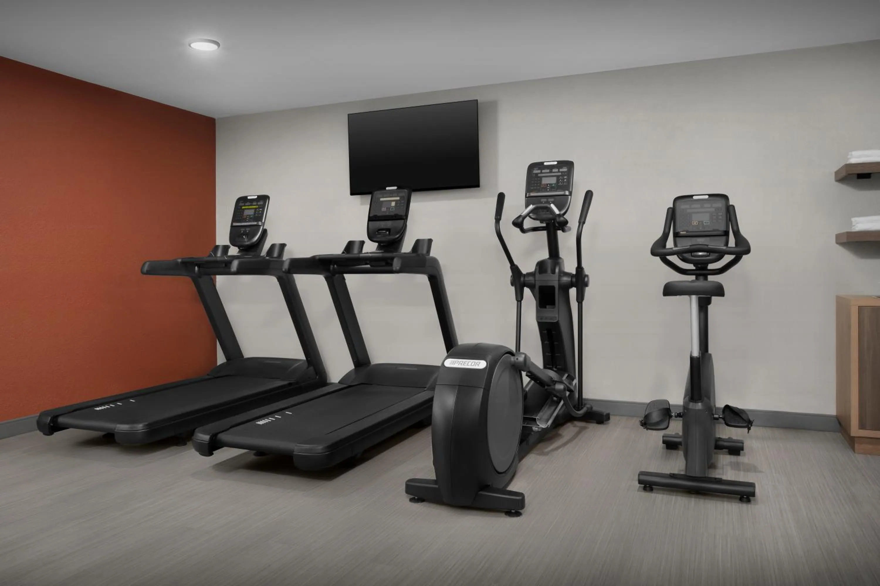 Fitness centre/facilities in Candlewood Suites Jacksonville Southpoint