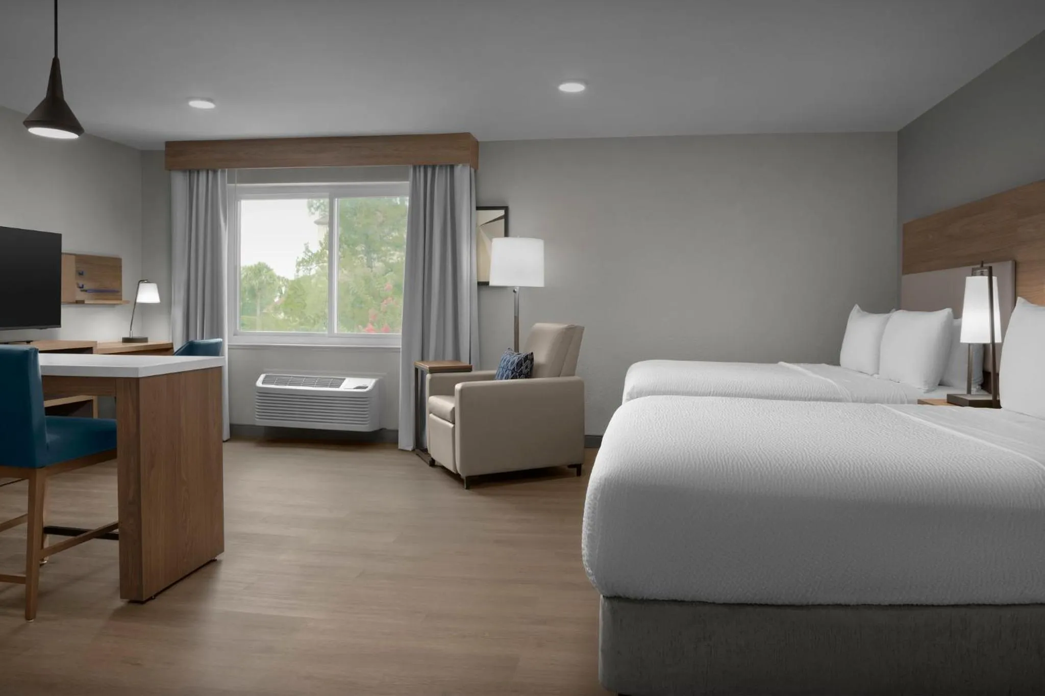 Photo of the whole room, Bed in Candlewood Suites Jacksonville Southpoint