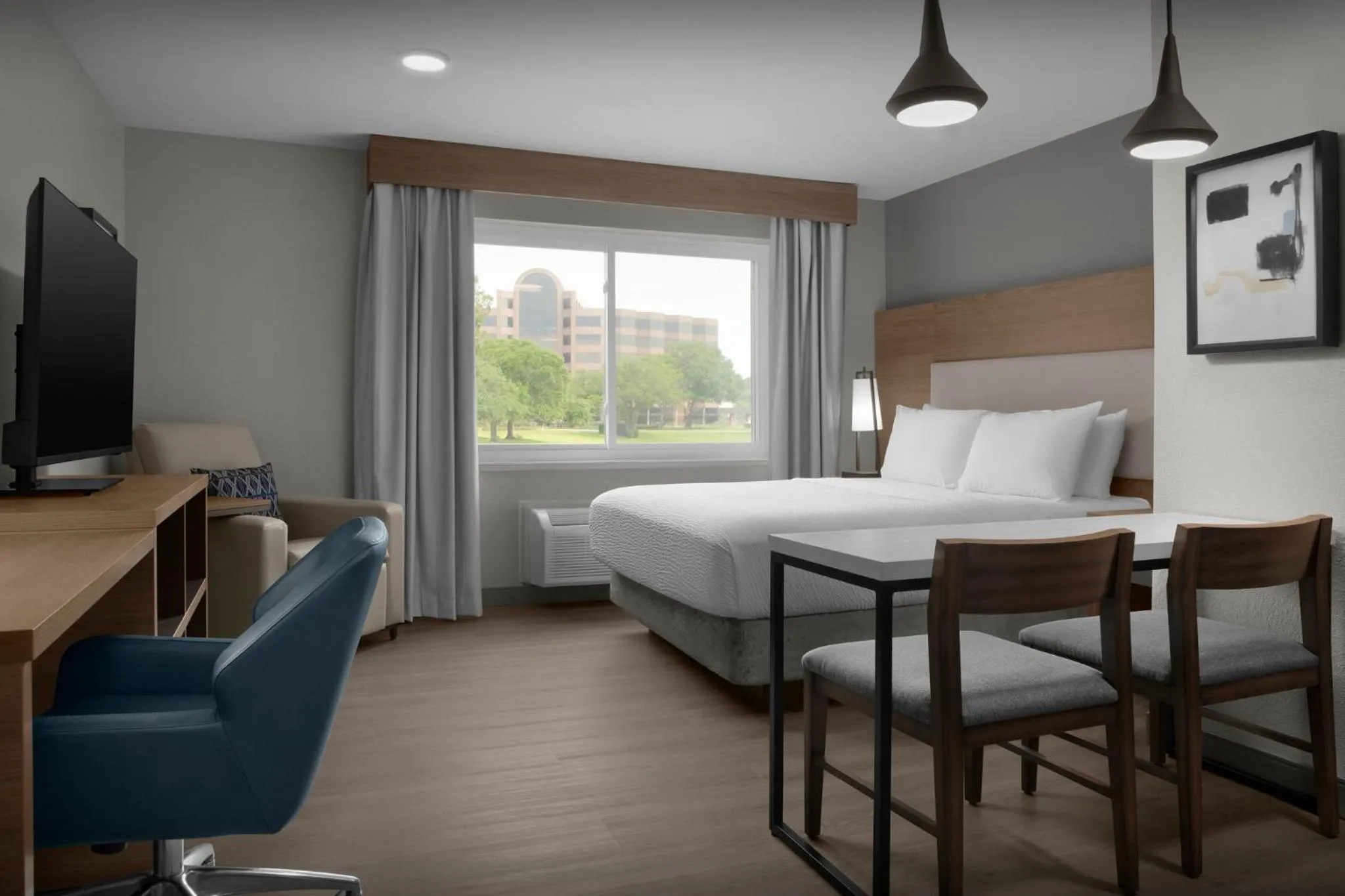 Photo of the whole room, Bed in Candlewood Suites Jacksonville Southpoint