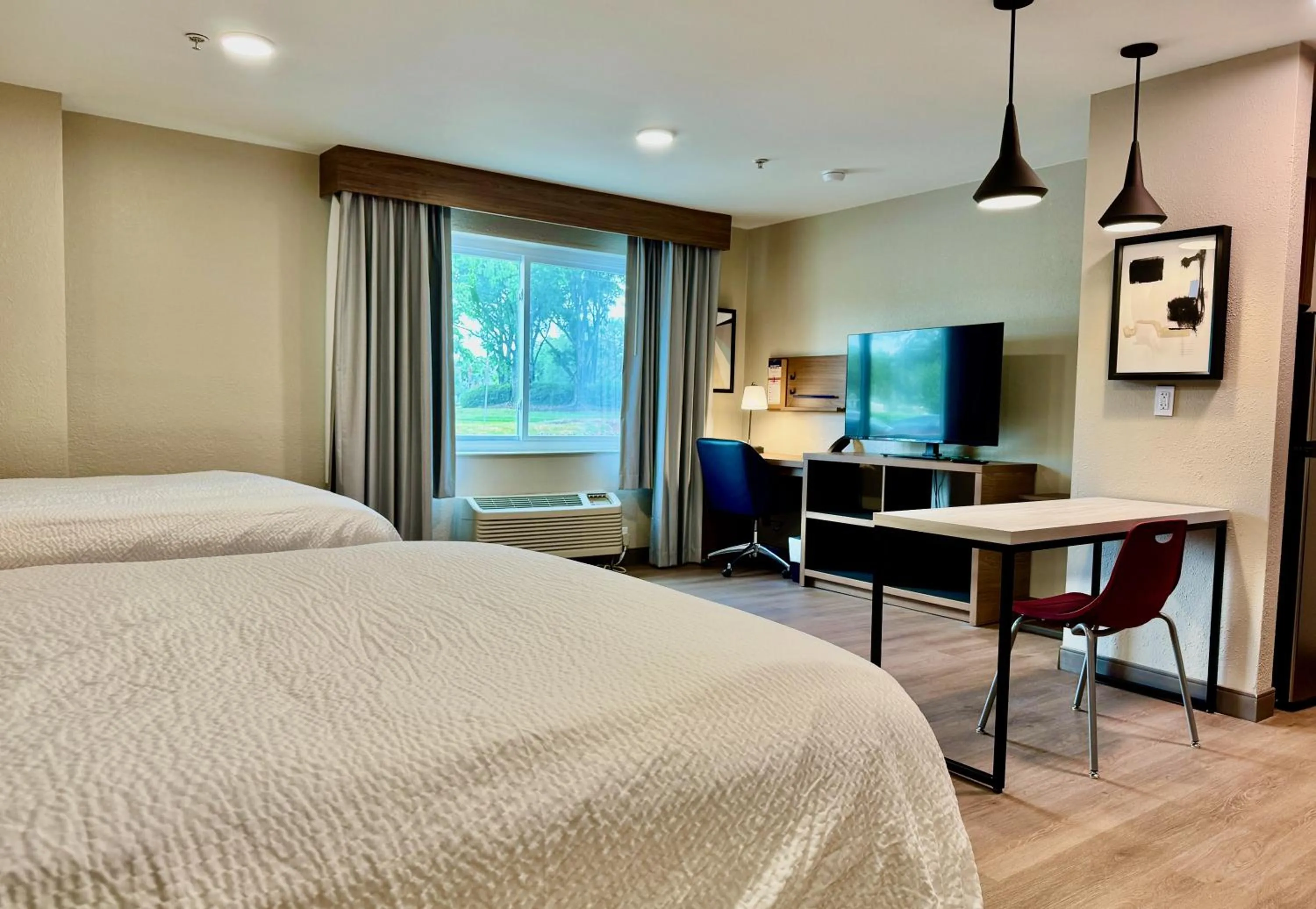 Bed in Candlewood Suites Jacksonville Southpoint